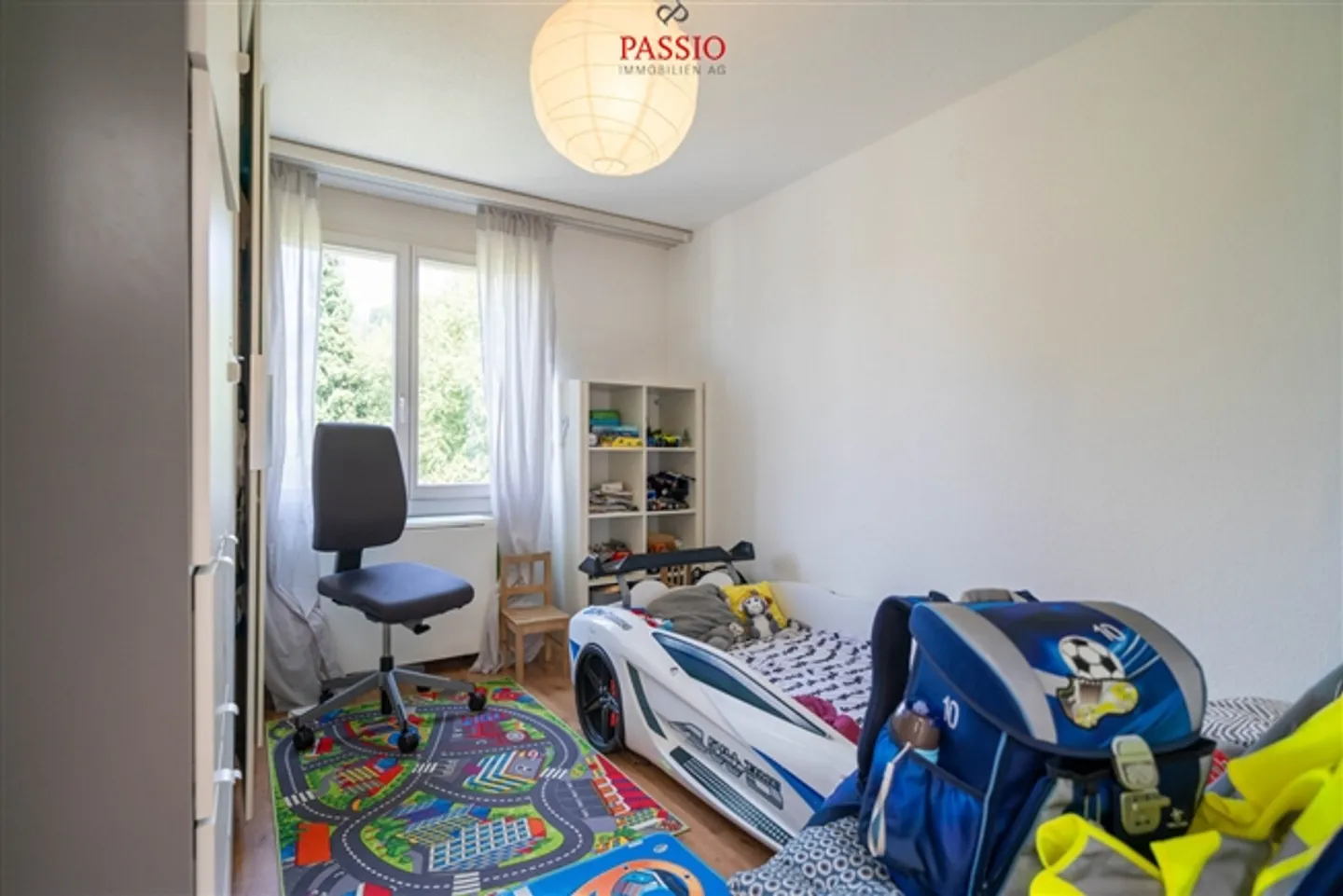 Family-friendly 4.5-room apartment with fireplace and winter garden - Photo 10 of 19