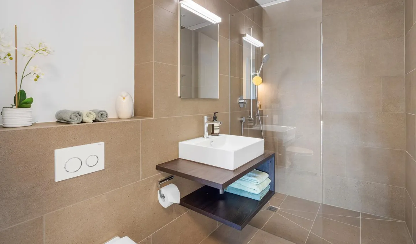 Charming penthouse apartment with exclusive interior design - Photo 7 of 9