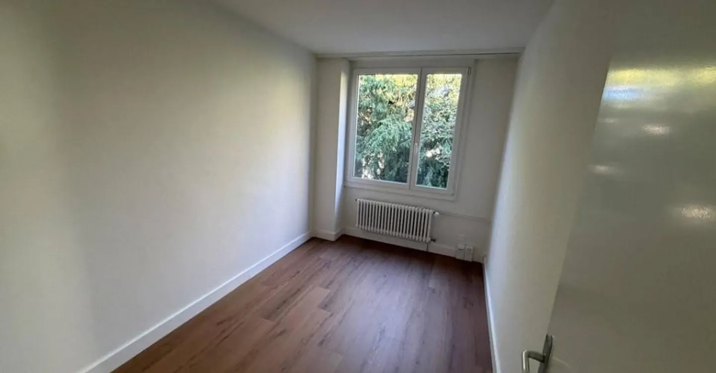Vielseitiger Büroraum in Muttenz - Foto 3 von 4