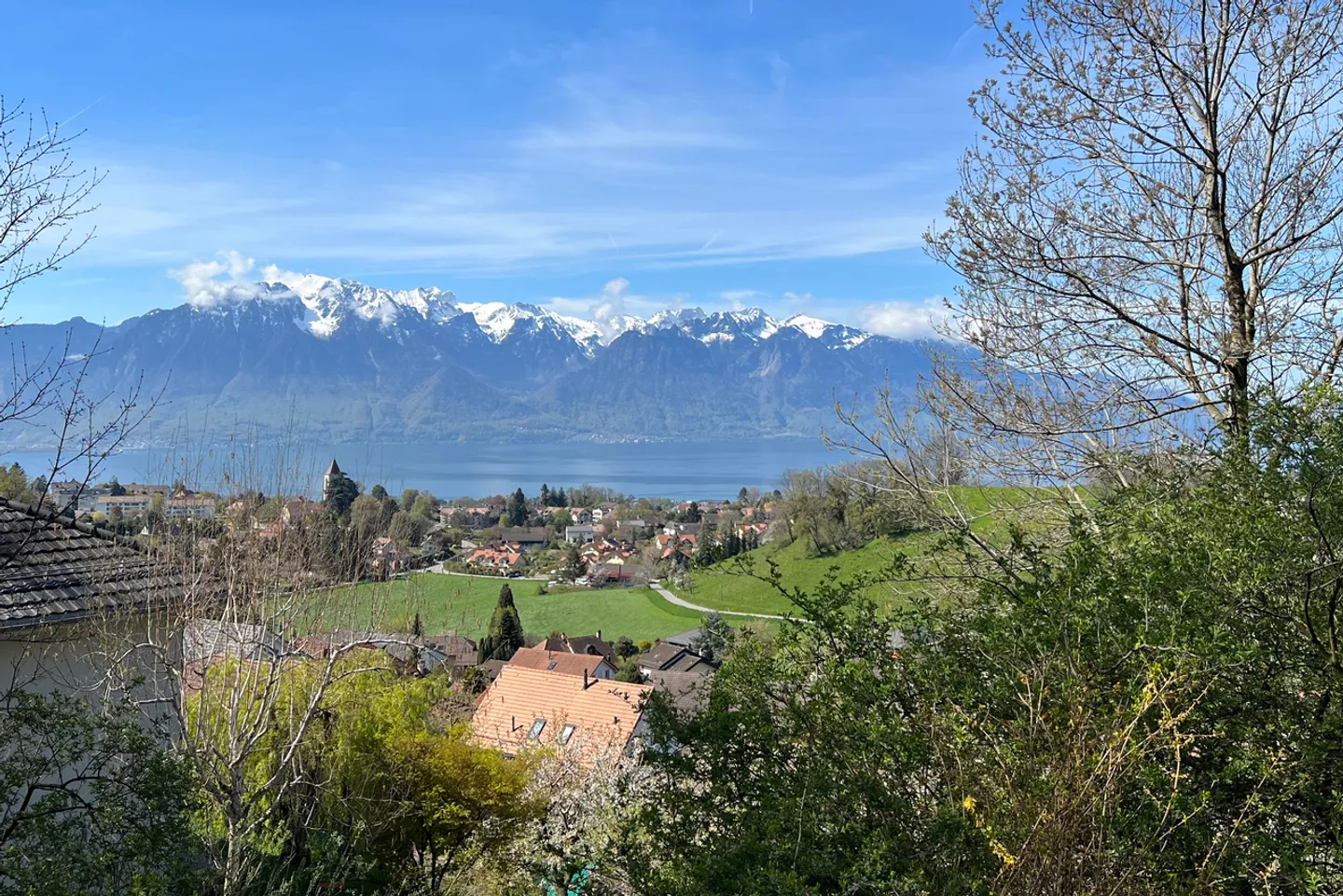 Villa a schiera nuova con vista lago - Foto 4 di 6