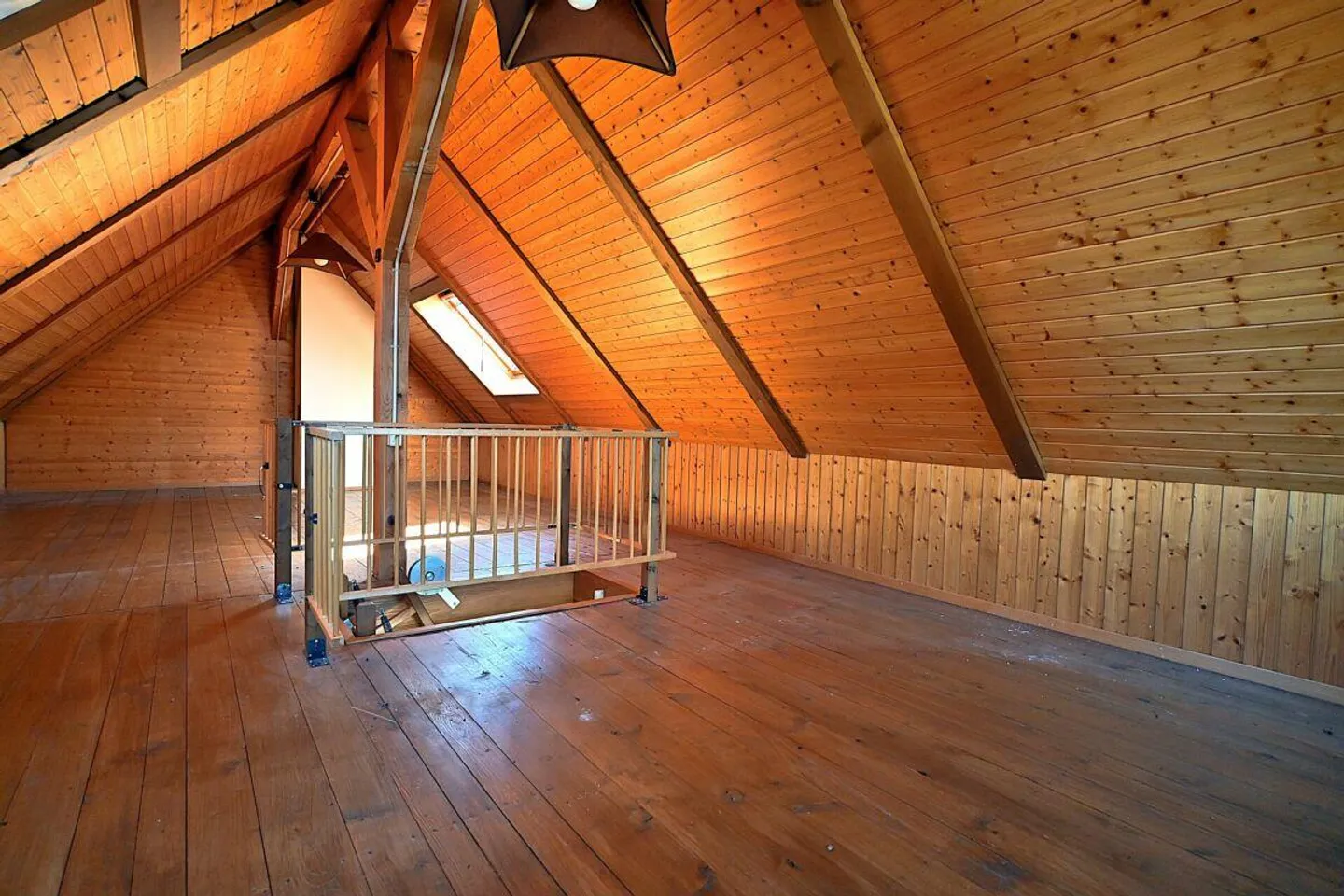 Casa unifamiliare accogliente e affascinante con 5,5 stanze in posizione privilegiata - Foto 8 di 11