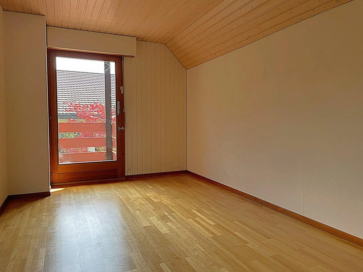 Casa unifamiliare accogliente e affascinante con 5,5 stanze in posizione privilegiata - Foto 6 di 11