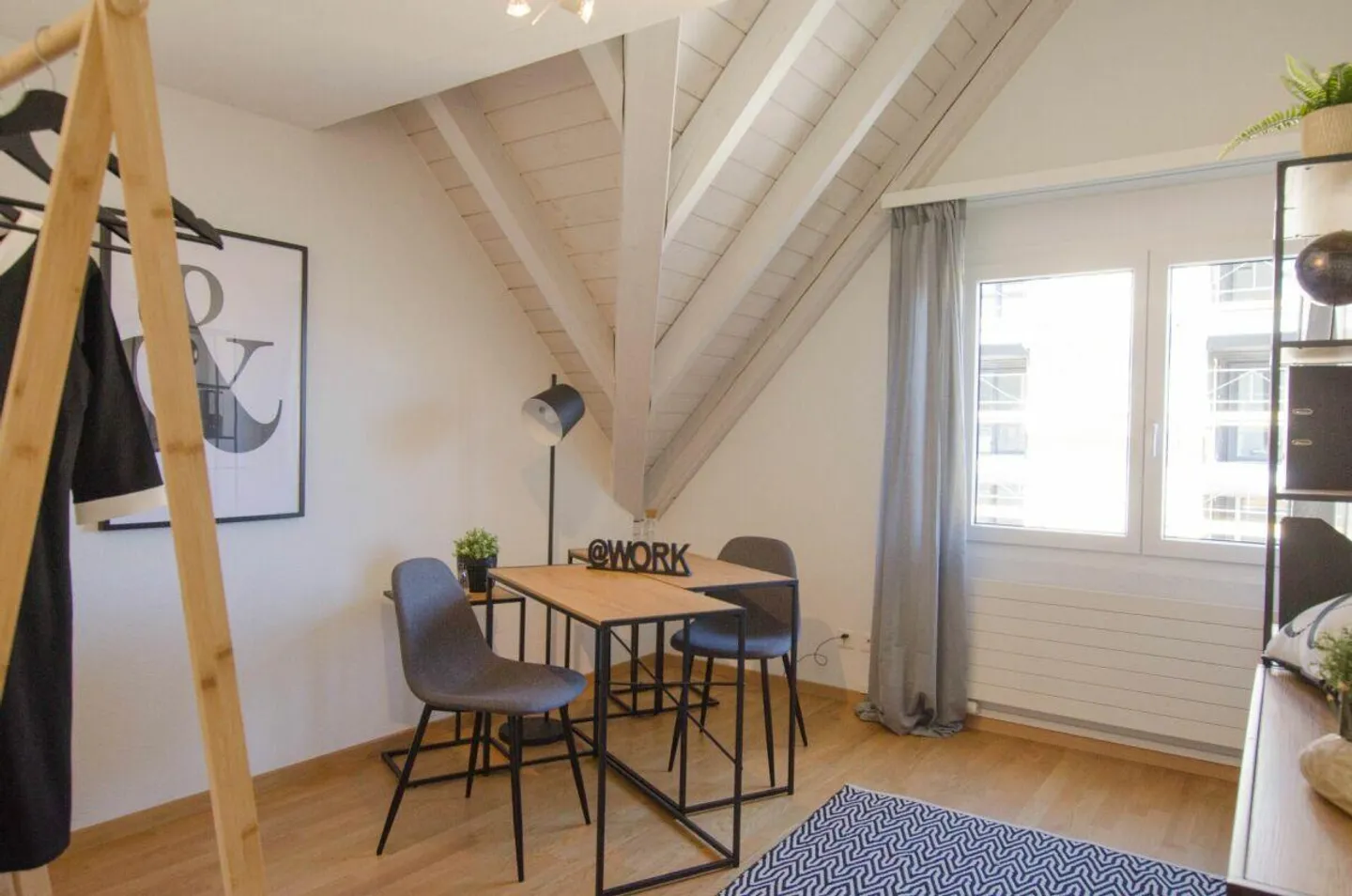 Maisonette apartment in a family-friendly location - Photo 2 of 7