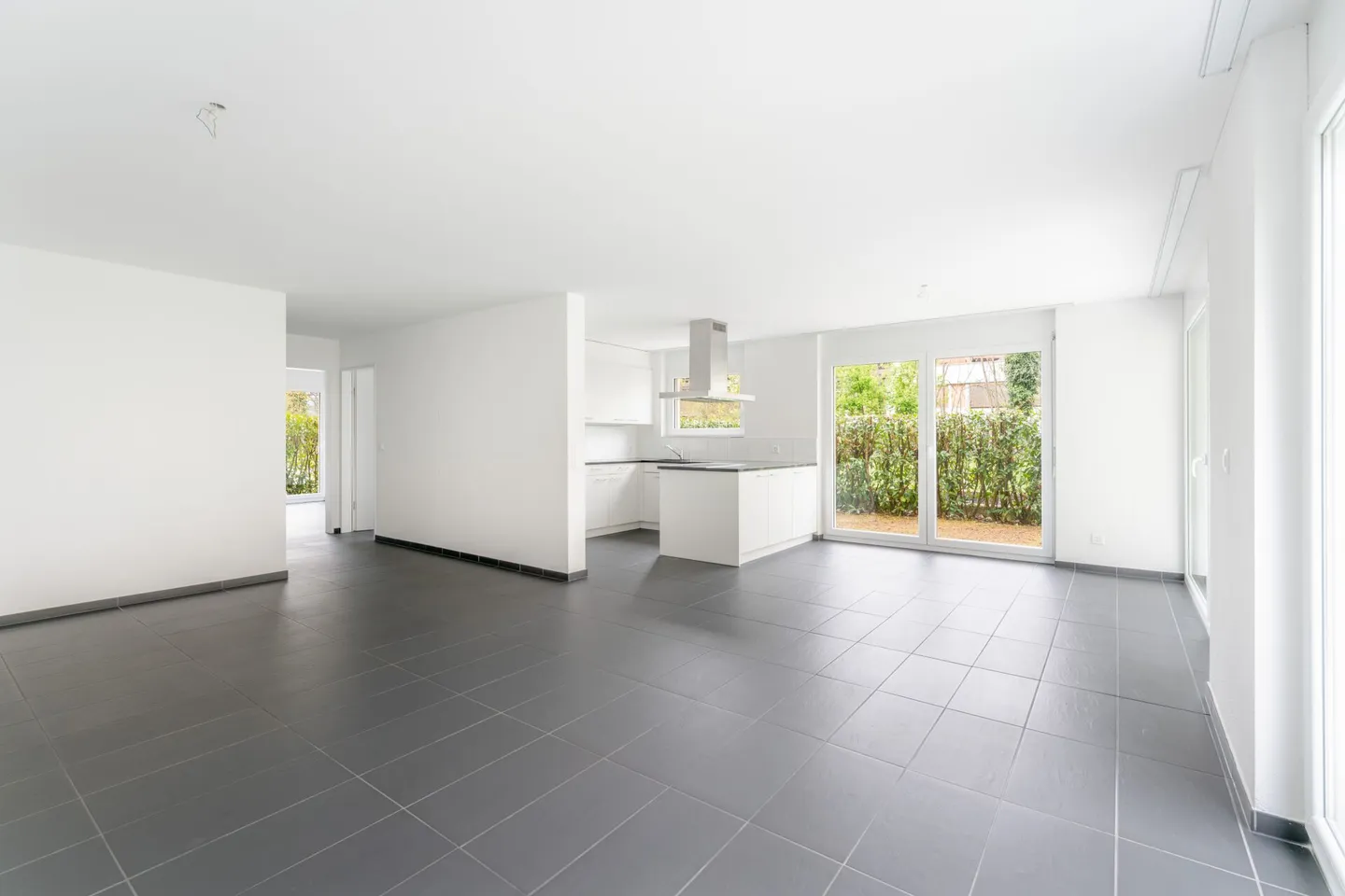 Charmante 3.5 Zimmer Wohnung - Foto 2 von 14