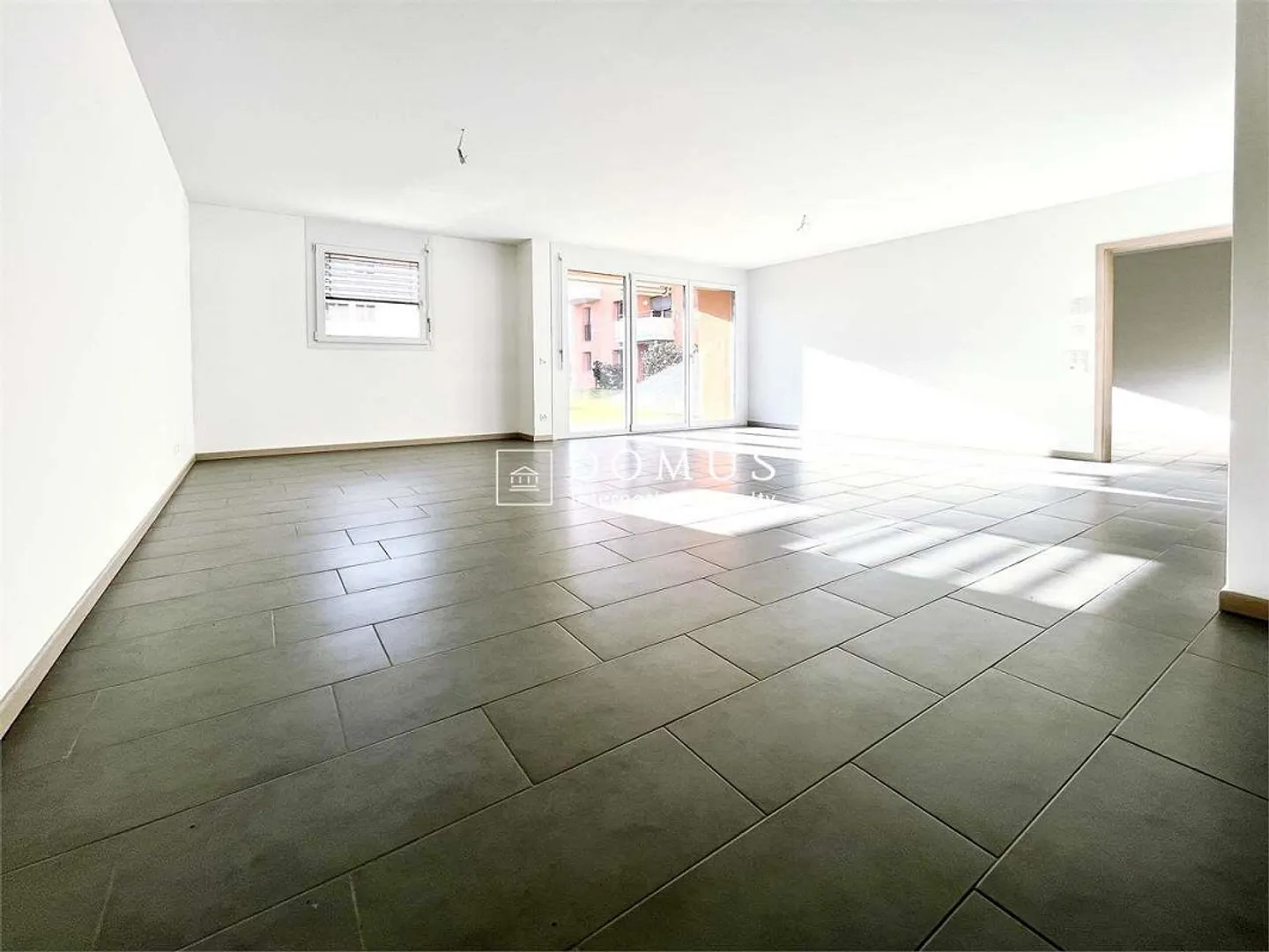 Appartamento moderno spazioso - Foto 3 di 10
