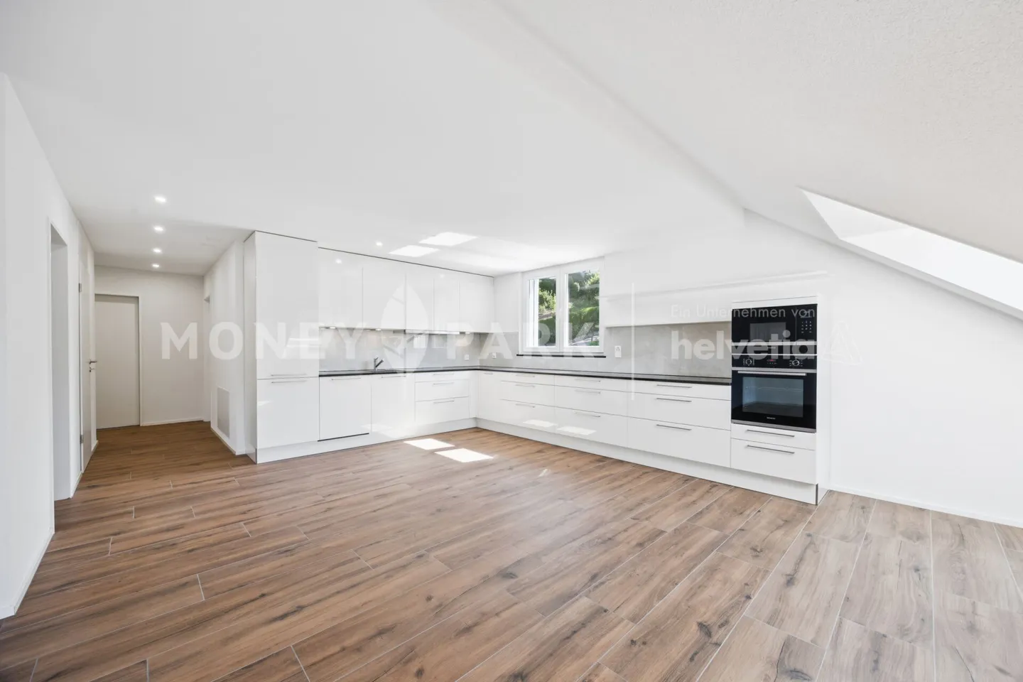 Appartamento duplex moderno di 5,5 stanze - soleggiato, tranquillo e adatto alle famiglie - Foto 3 di 13