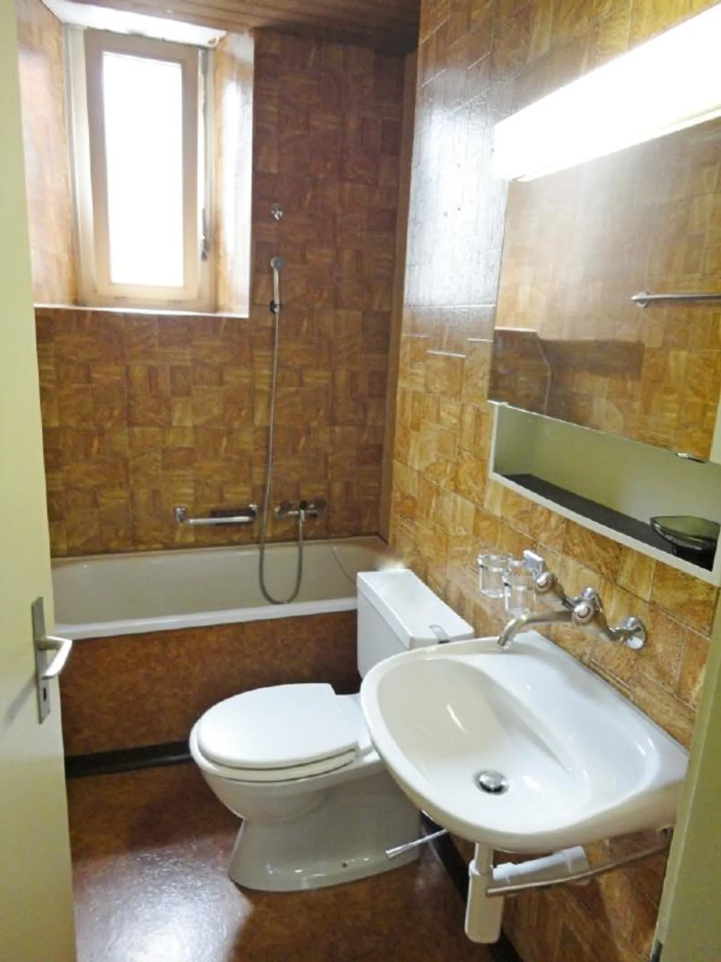 Appartement au rez-de-chaussée dans la Neustadt de Lucerne - Photo 4 sur 5