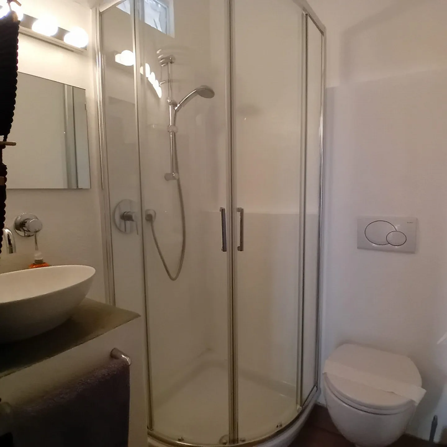 AFFASCINANTE E ACCOGLIENTE 3.5 LOCALI NEL CUORE DI CASLANO - Foto 12 di 17