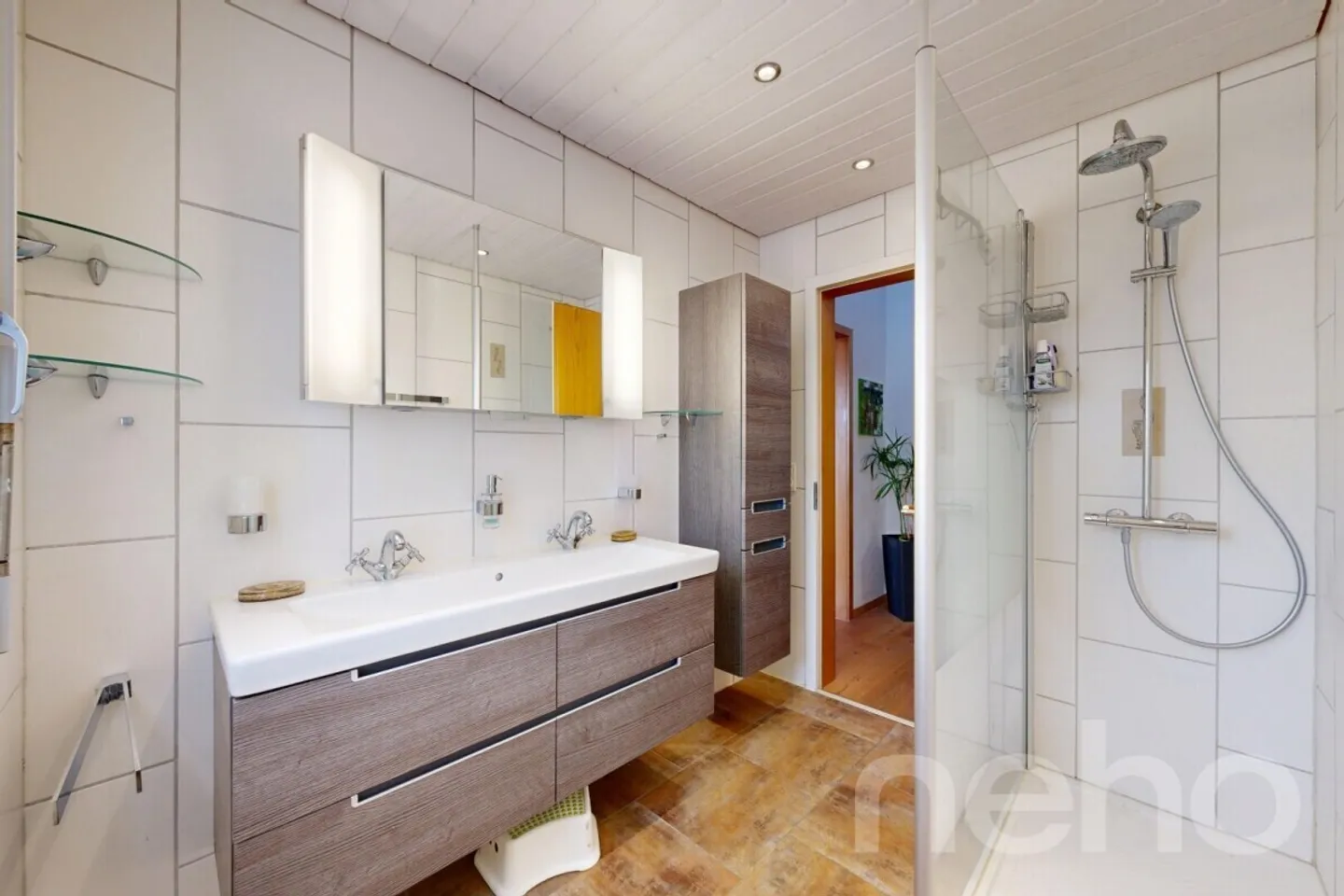 Charming house in idyllic location - Photo 9 of 12