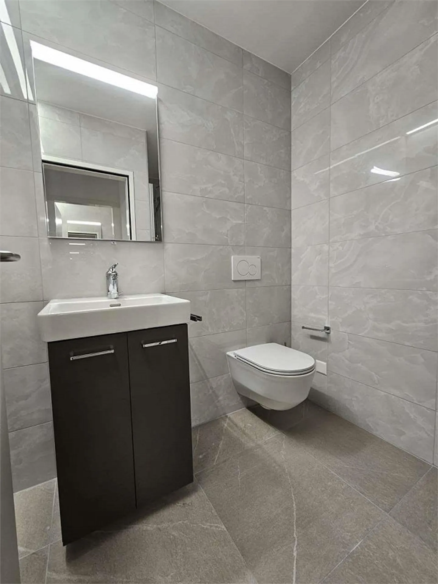 Lugano centre, location bureau 4.5 pièces de 120 m² - Photo 9 sur 13