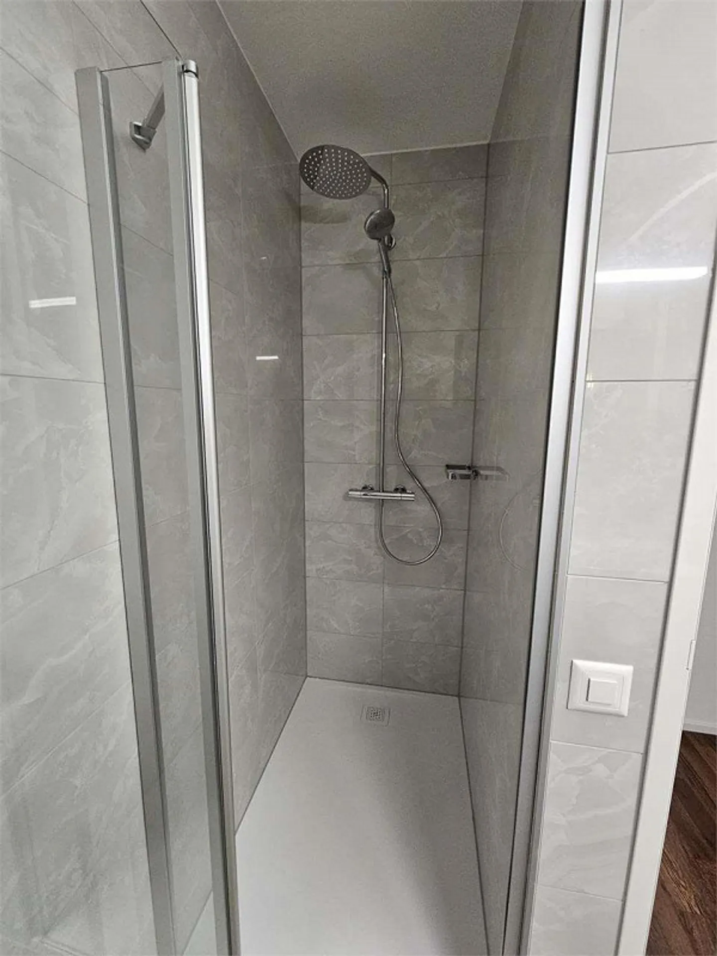 Lugano centre, location bureau 4.5 pièces de 120 m² - Photo 11 sur 13