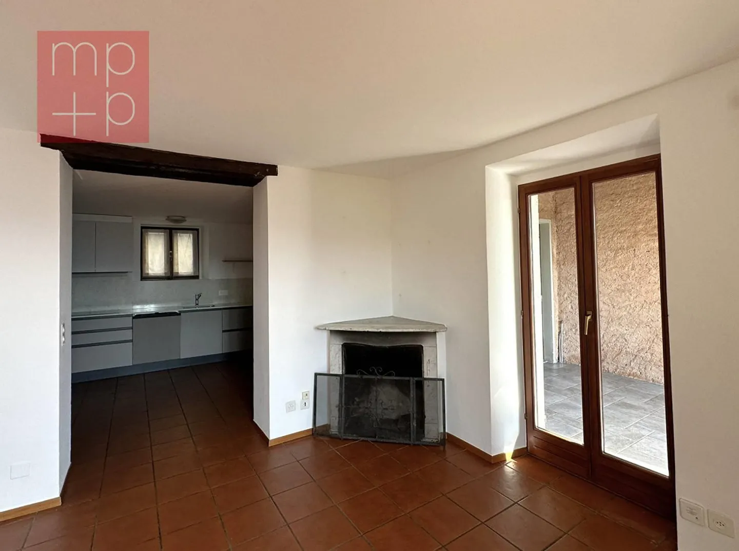Graziosa casa familiare con vista lago - Foto 3 di 8