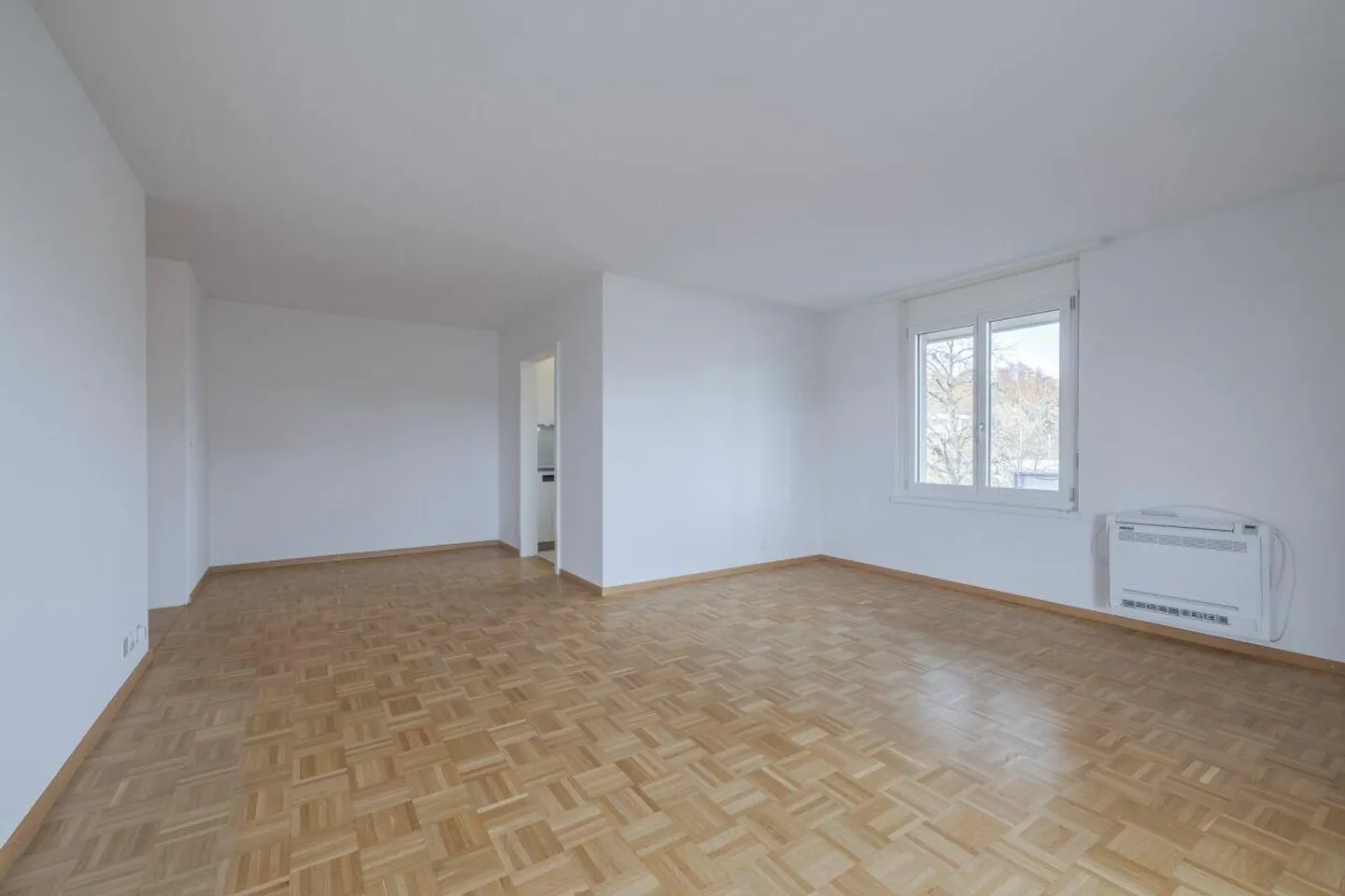 Frisch renovierte Wohnung mit grosser Terrasse im Herzen von Bremgarten BE - Foto 2 von 9