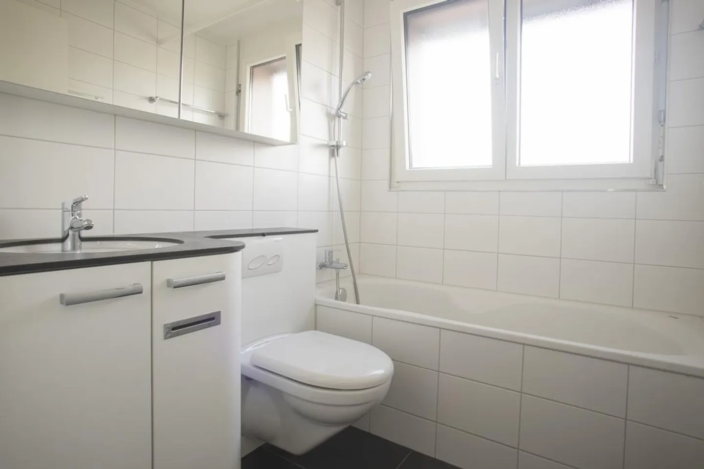 Gemütliche Dachwohnung mit Cheminée und grosser Terrasse - Foto 7 von 9