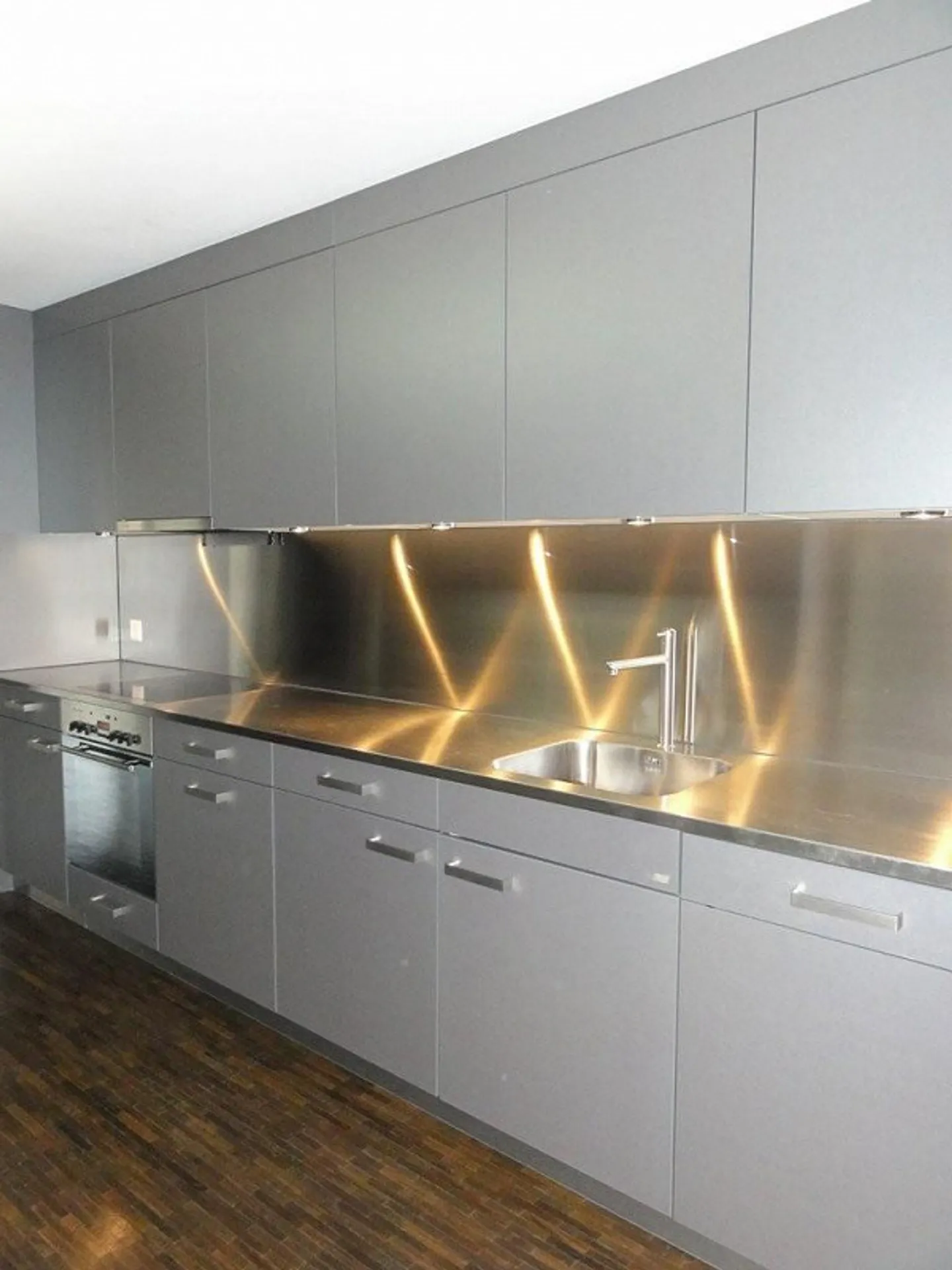 10-minute walk to the lido. - Photo 2 of 12