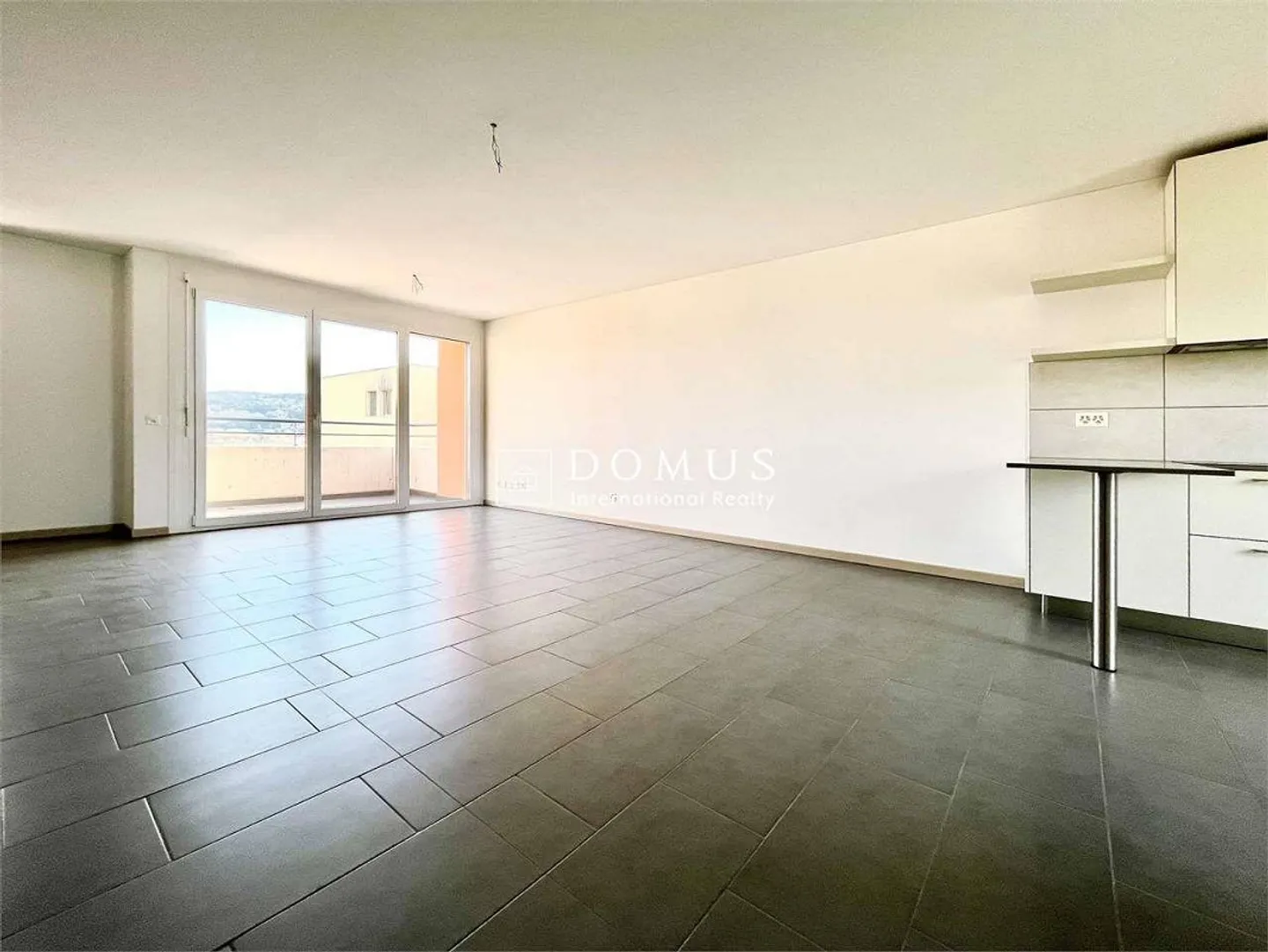 Duplex moderno con terrazzo - Foto 2 di 10