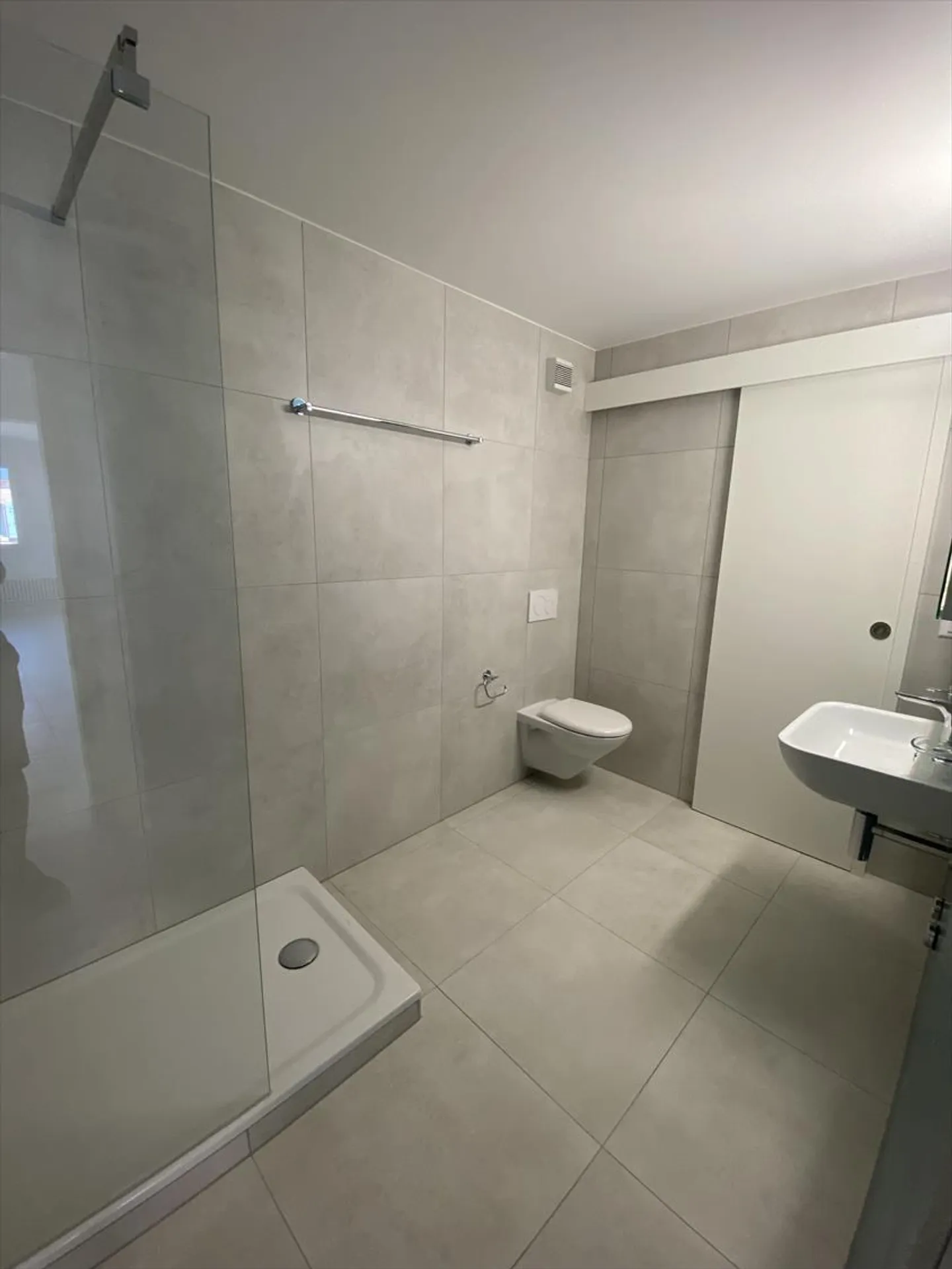 Großes Loft-Studio in unmittelbarer Nähe zu vielen Annehmlichkeiten - Foto 4 von 5
