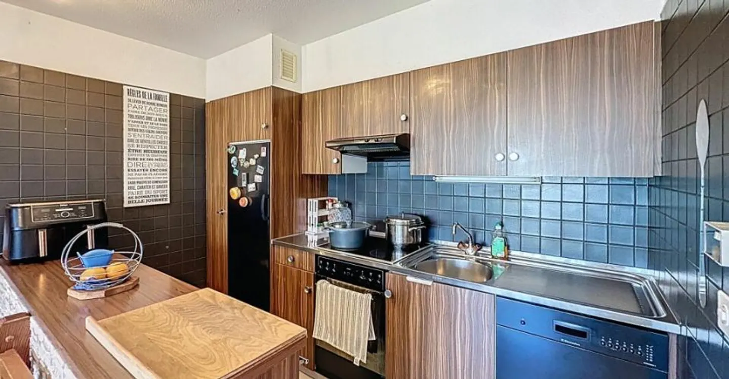 Appartement lumineux 5.5 pièces - Photo 4 sur 17