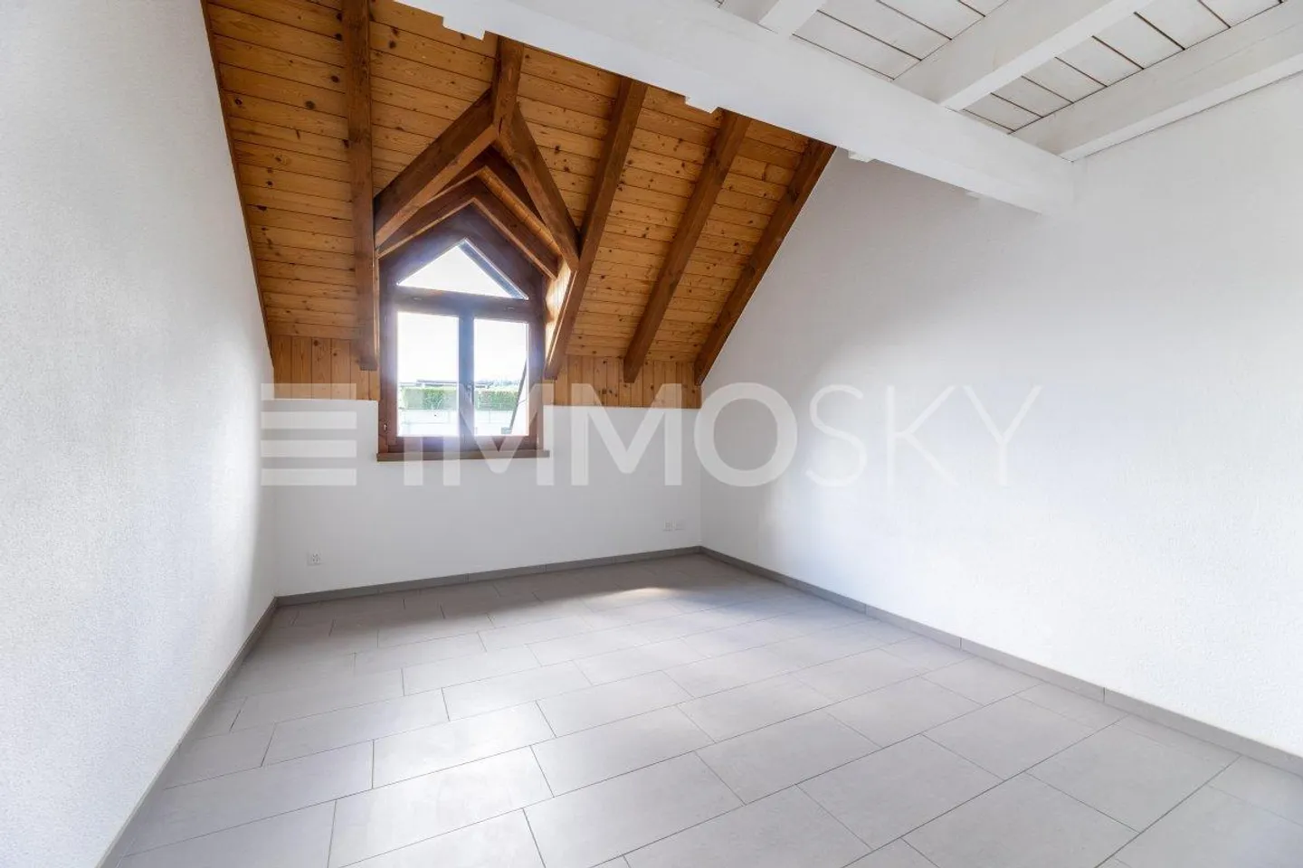 Appartement moderne avec balcons - Photo 4 sur 5