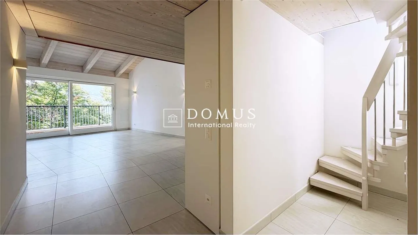 Elegante 2,5 Zimmer mit Galerie in Montagnola - Foto 11 von 12
