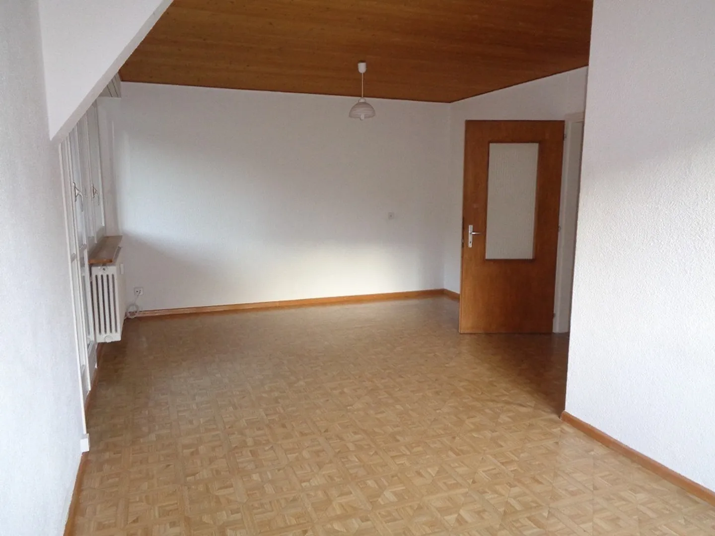 2 winter gardens with countryside view - Photo 3 of 12