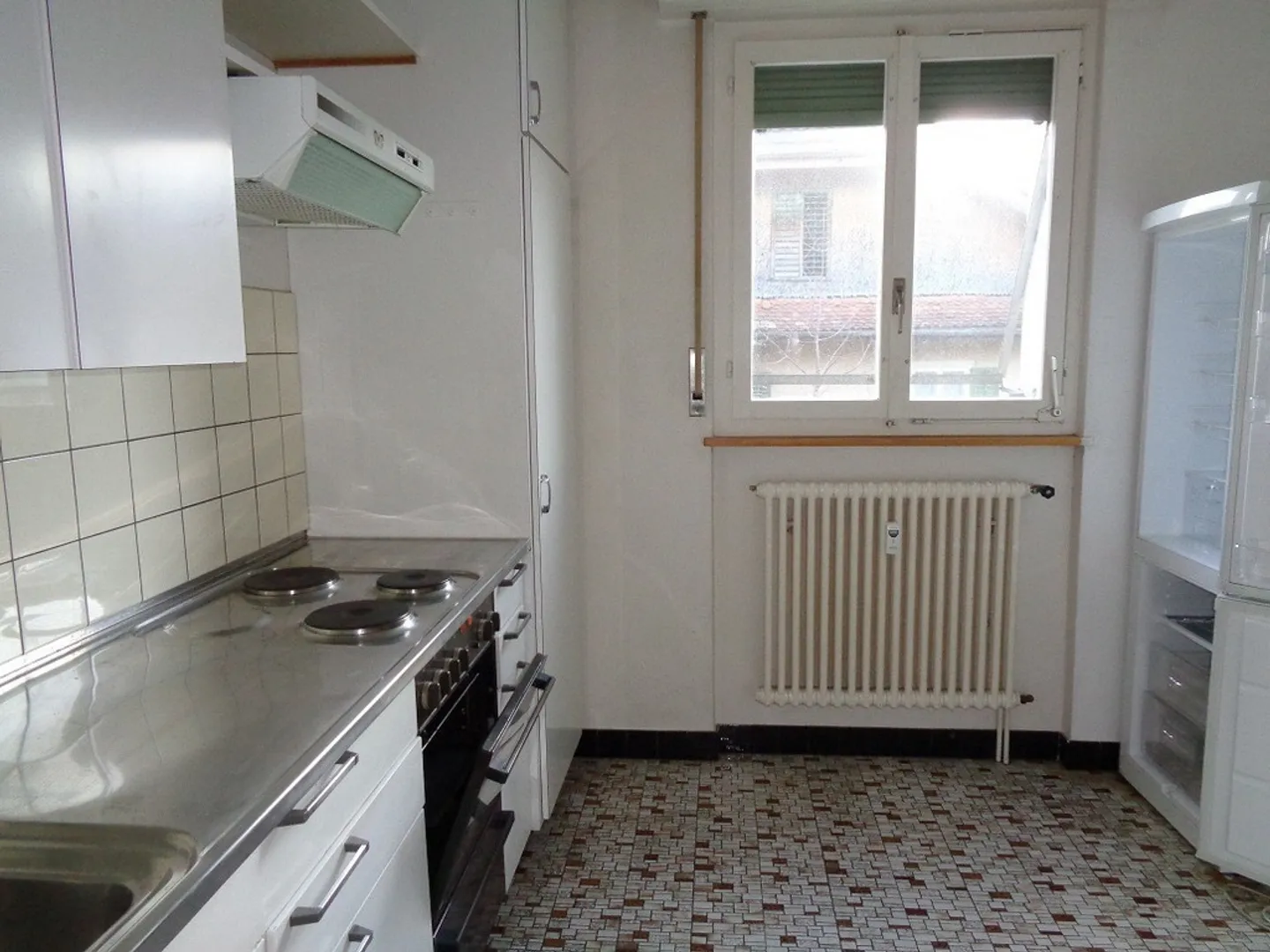 2 winter gardens with countryside view - Photo 5 of 12