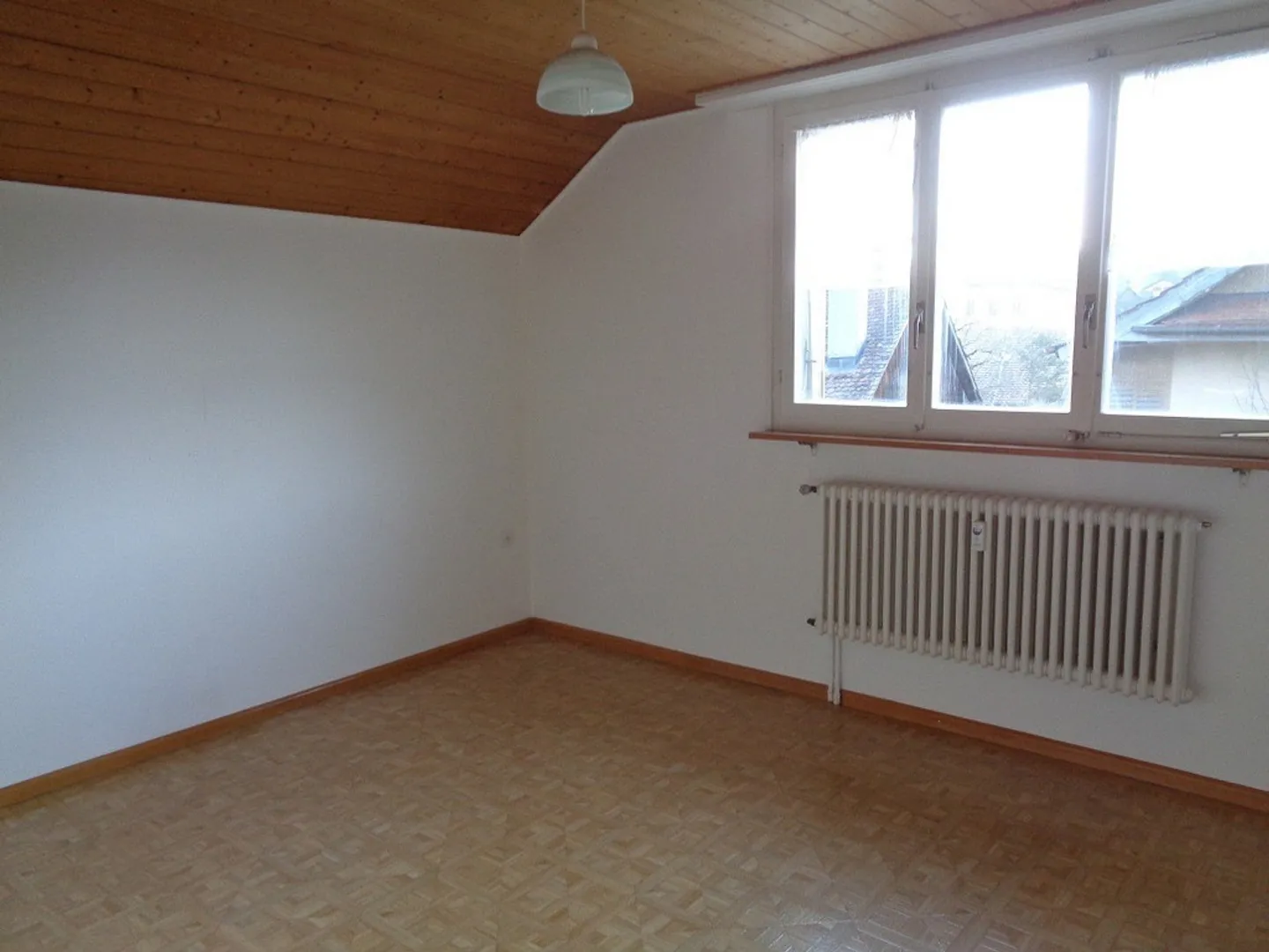 2 winter gardens with countryside view - Photo 7 of 12