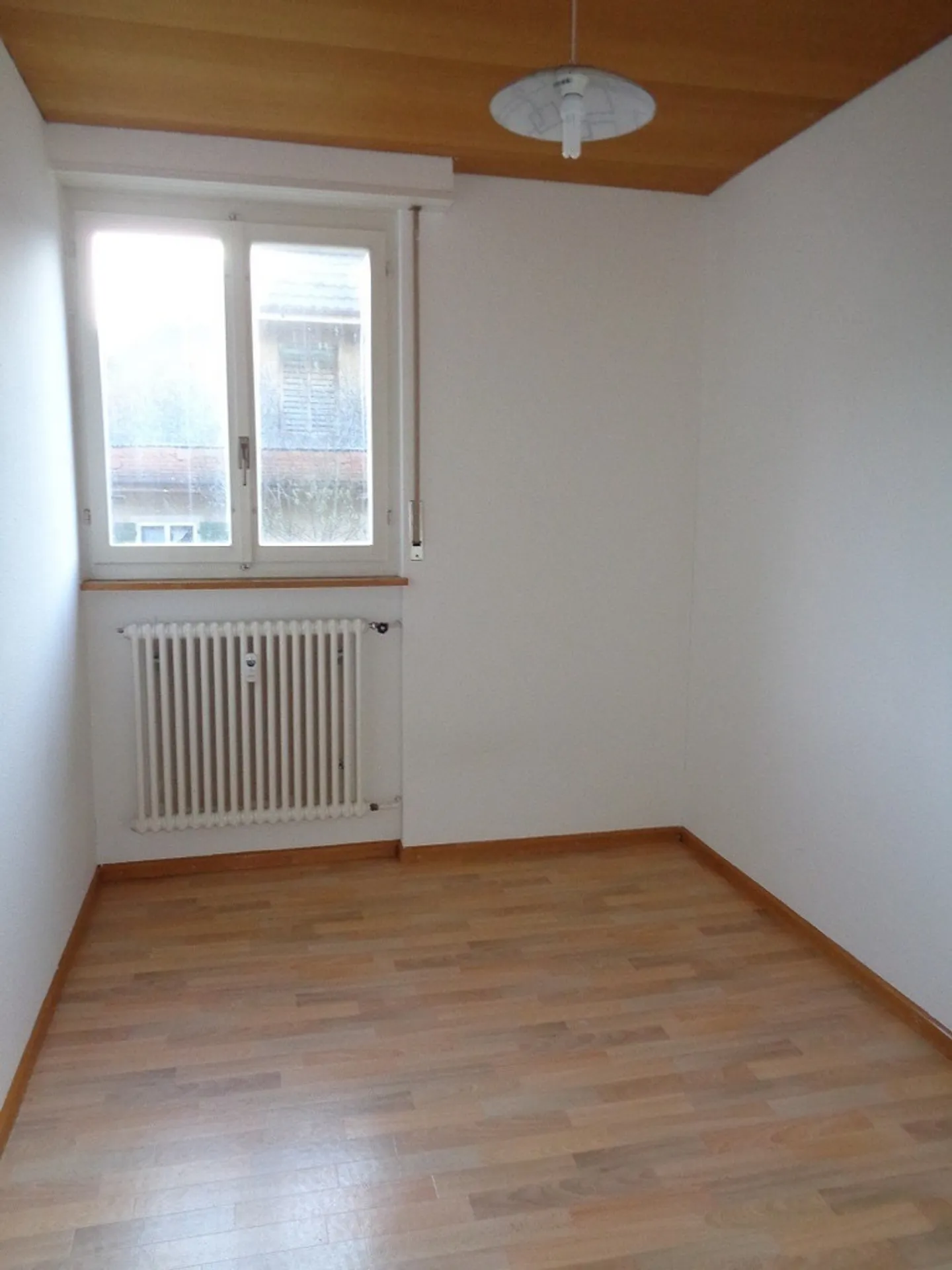 2 winter gardens with countryside view - Photo 8 of 12