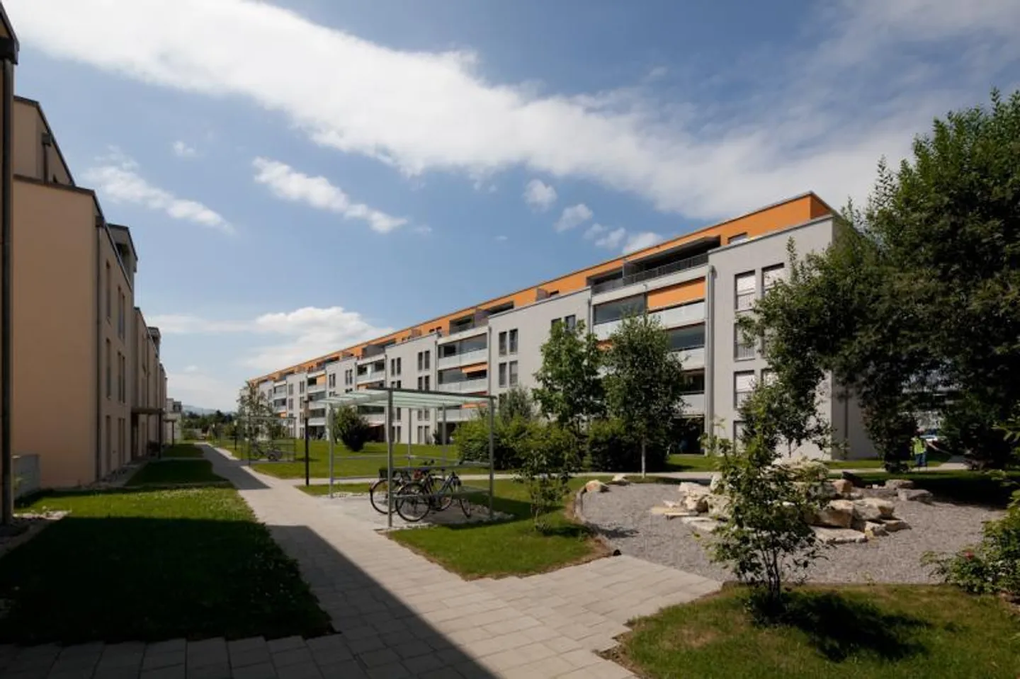 Oasi di benessere con piscina naturale - Foto 2 di 9