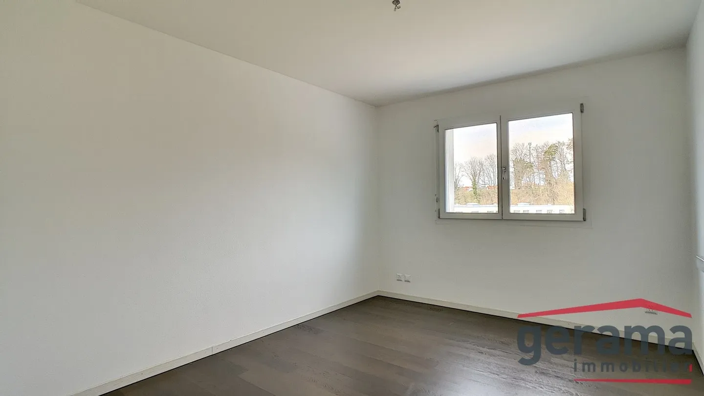 Schöne 4,5-Zimmer-Wohnung im 1. Stock - Foto 3 von 9