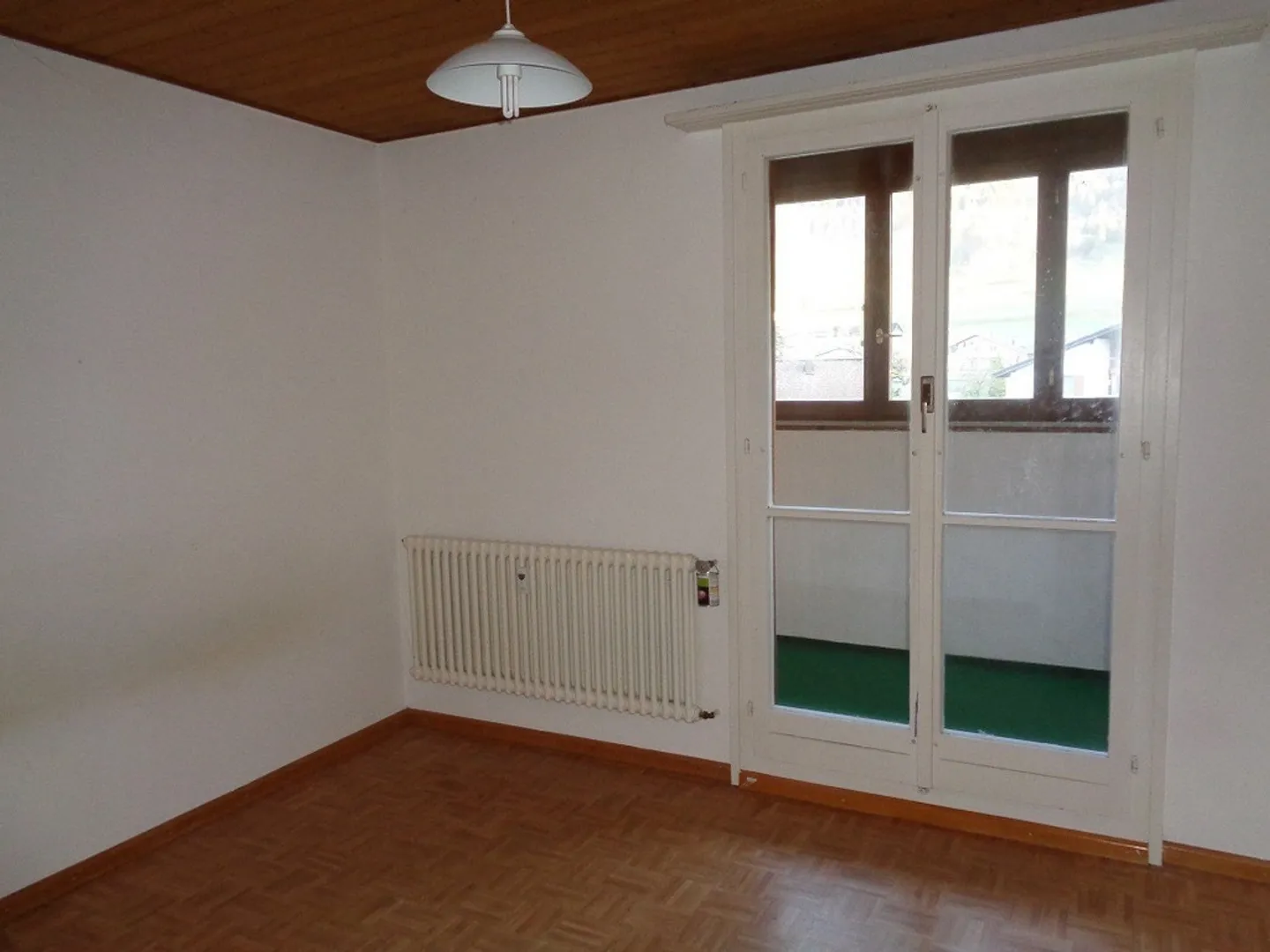 2 winter gardens with countryside view - Photo 9 of 12