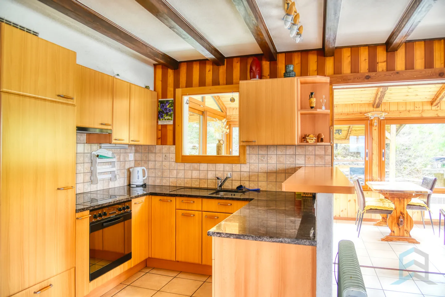EXKLUSIVITÄT Prachtvolles 4 ½-Zimmer-Chalet mit Panoramablick in Erdesson - Foto 3 von 16