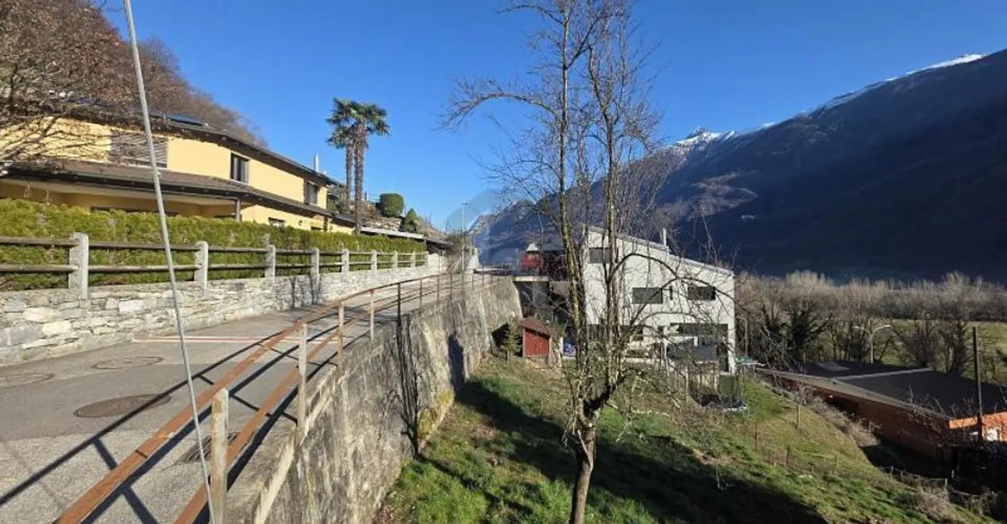 IN A QUIET AND SUNNY POSITION WITH A VIEW - Photo 5 of 6