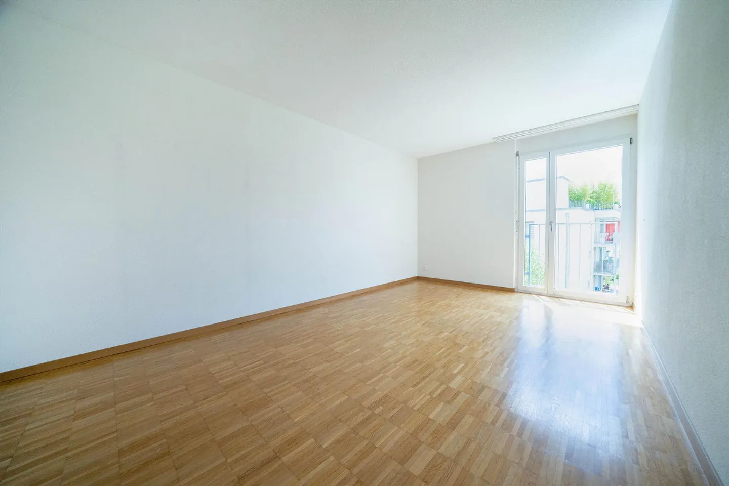 Oasi di benessere con piscina naturale - Foto 7 di 9