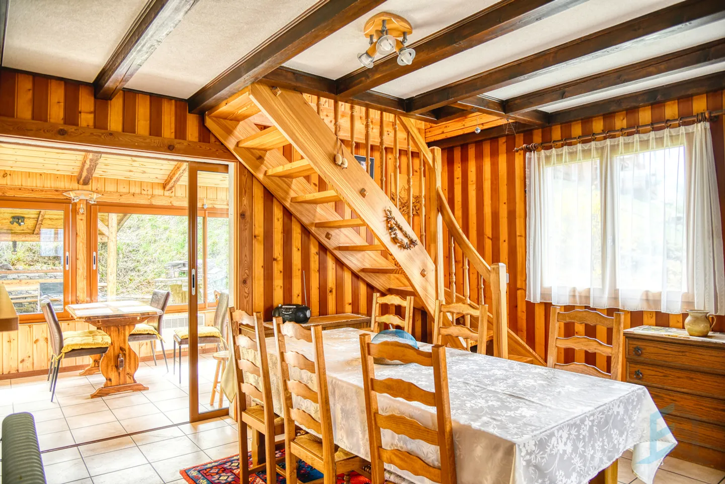 EXKLUSIVITÄT Prachtvolles 4 ½-Zimmer-Chalet mit Panoramablick in Erdesson - Foto 4 von 16