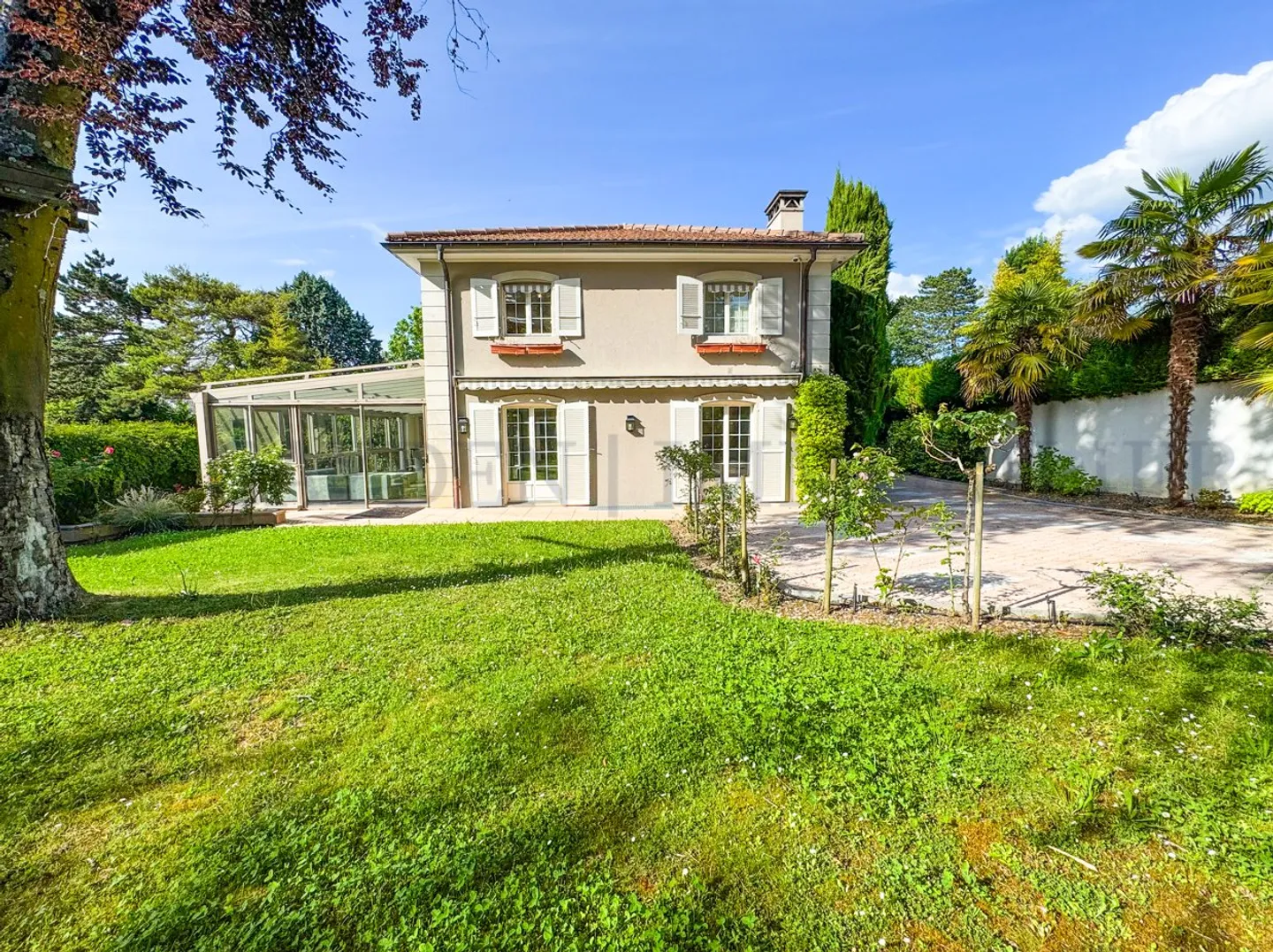 Extraordinary Property in Collonge-Bellerive! - Photo 1 of 3