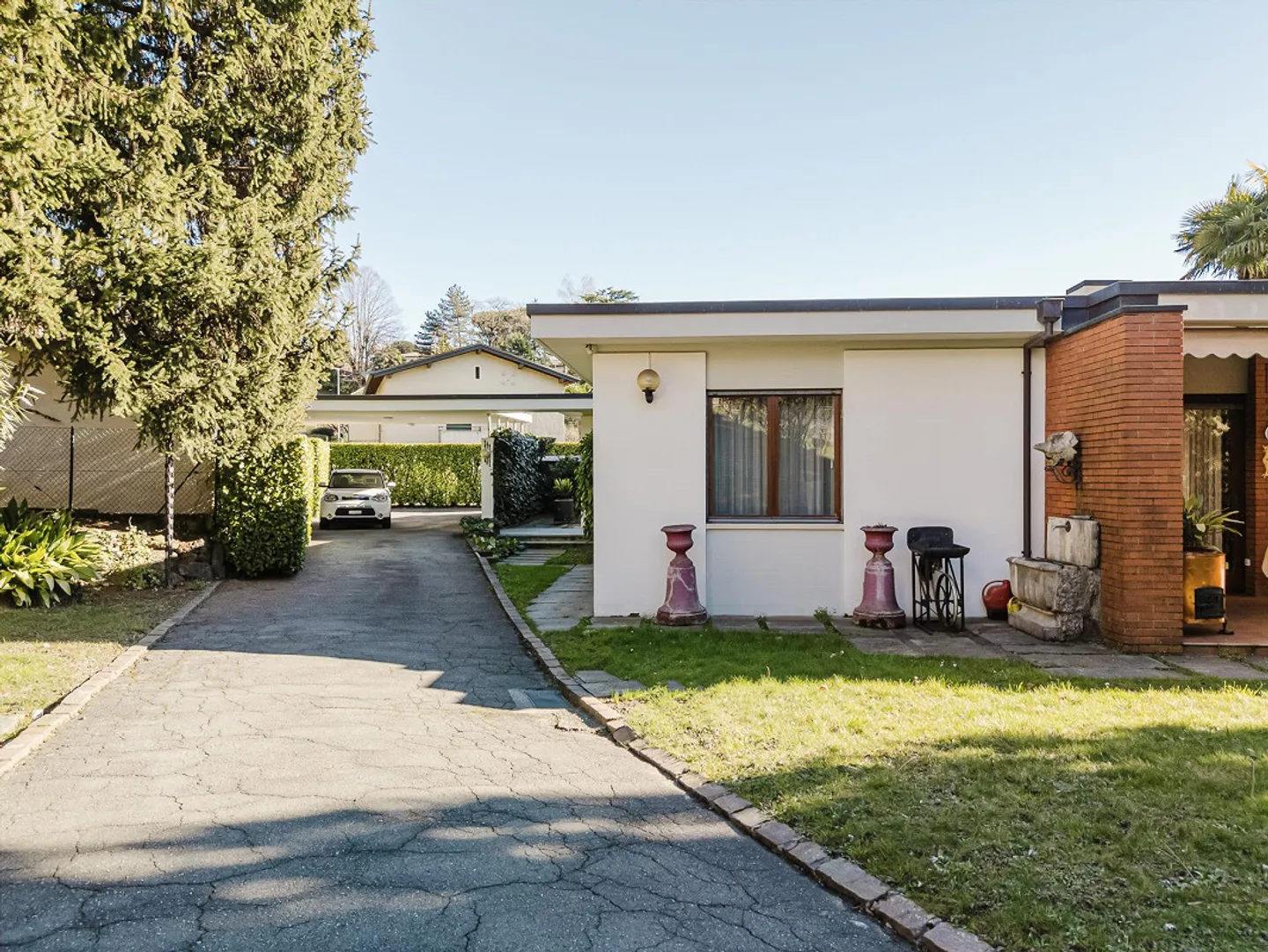 Magnifica villa nel mezzo del proprio parco - Foto 4 di 17