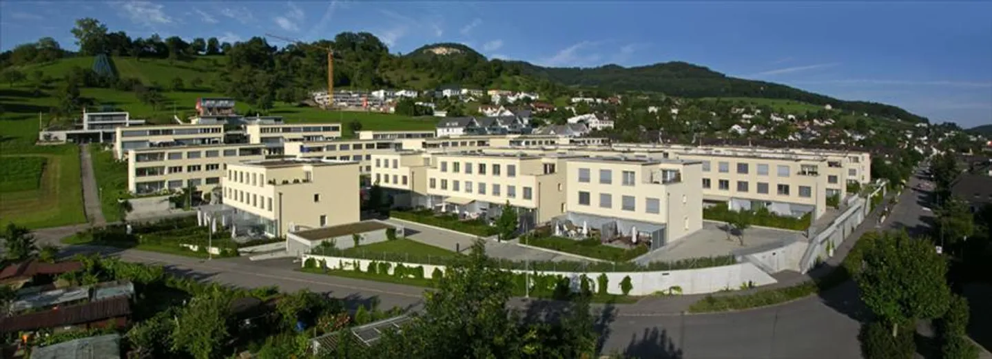 Grosszügig und helles Wohnen - Foto 1 von 12