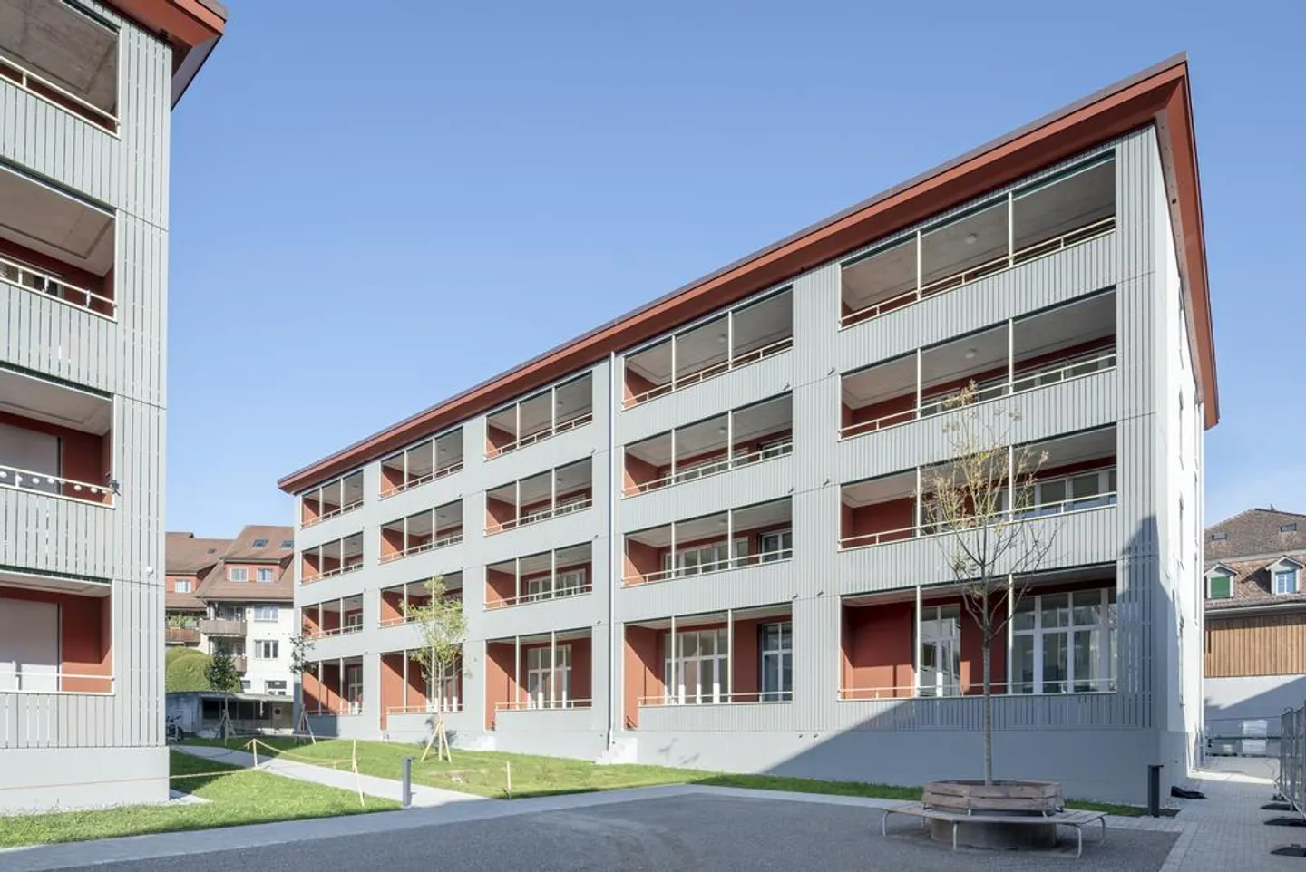 Modernes Apartment mit grossem Balkon - Foto 1 von 7