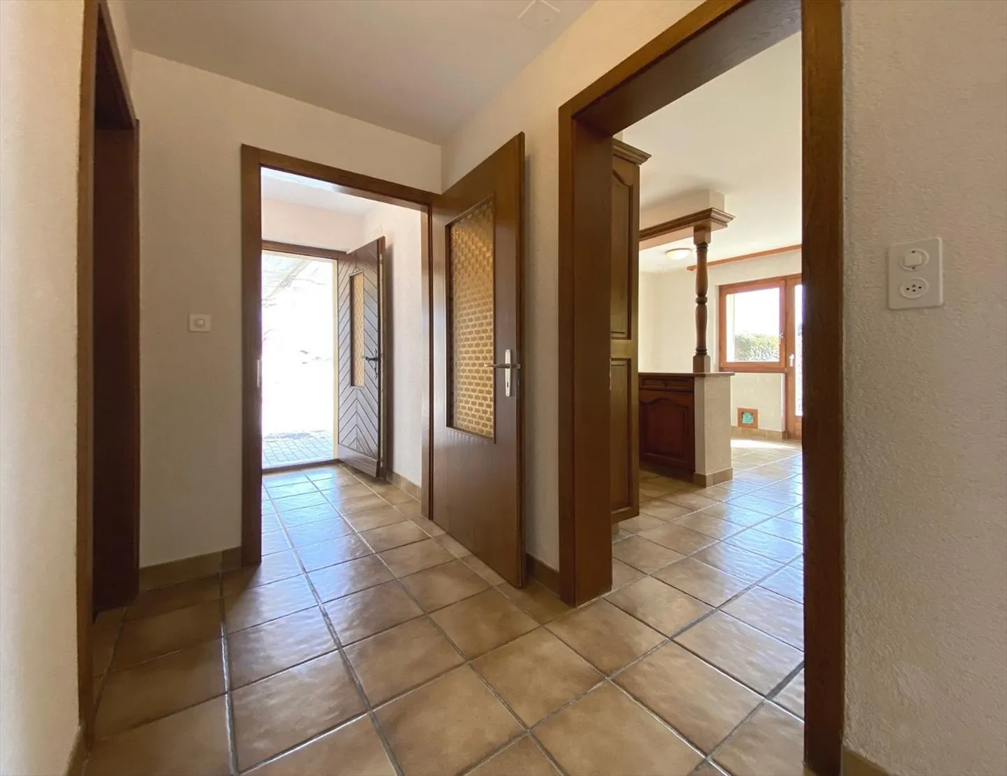 Villa - Photo 6 of 28