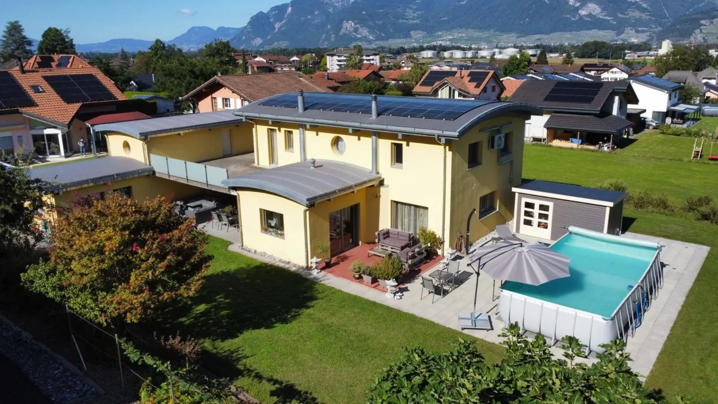 Villa contemporaine avec annexe - Photo 4 sur 13