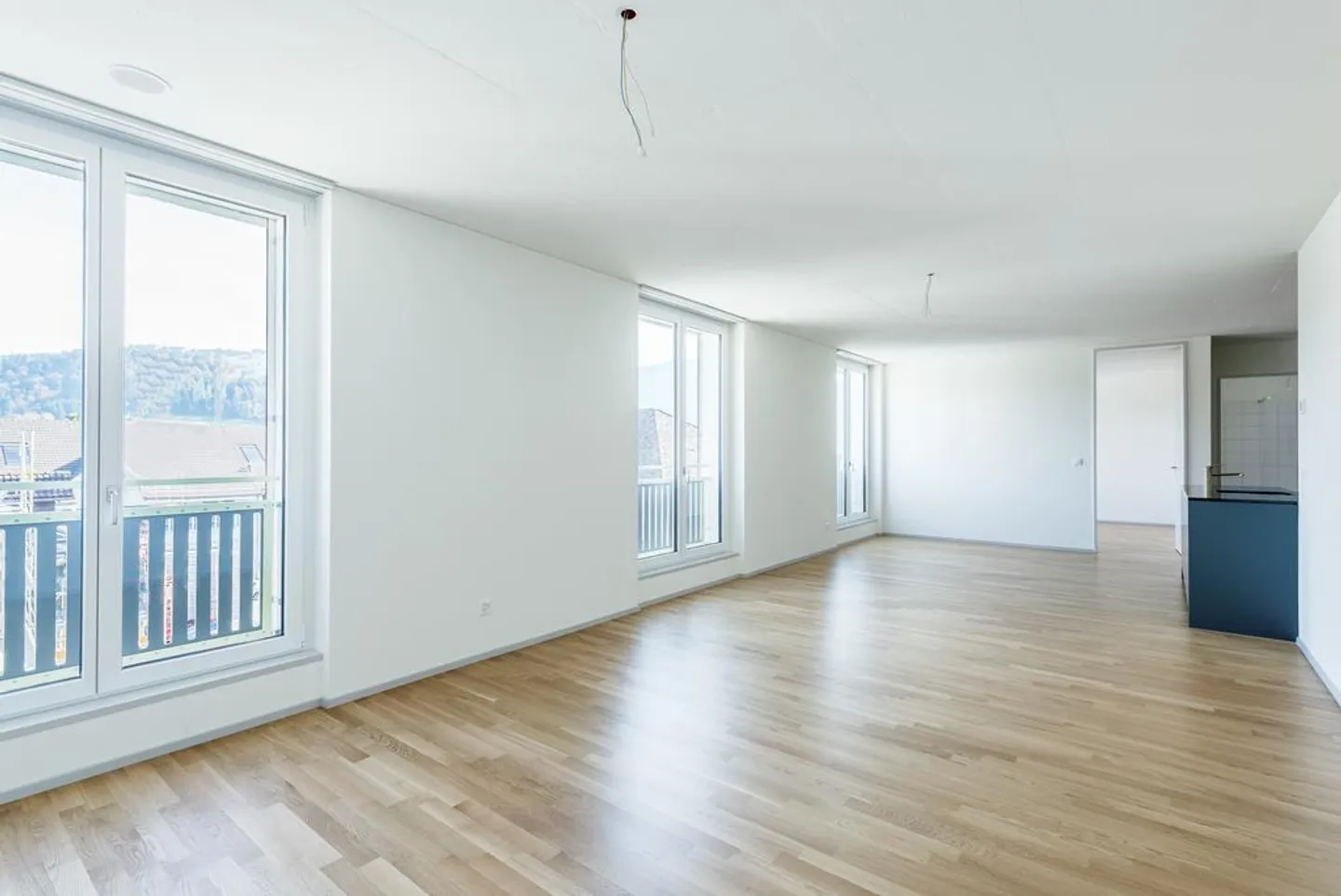 Modernes Apartment mit grossem Balkon - Foto 4 von 7