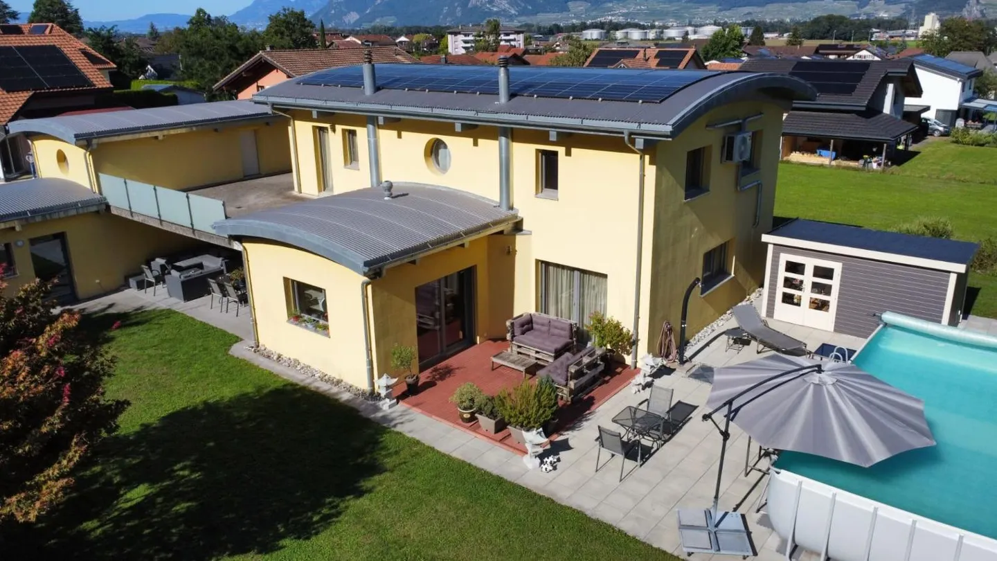 Villa contemporaine avec annexe - Photo 5 sur 13