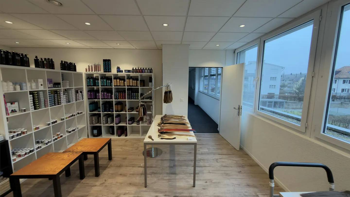 Espace de bureau et commercial central à louer à Urdorf - Photo 3 sur 13