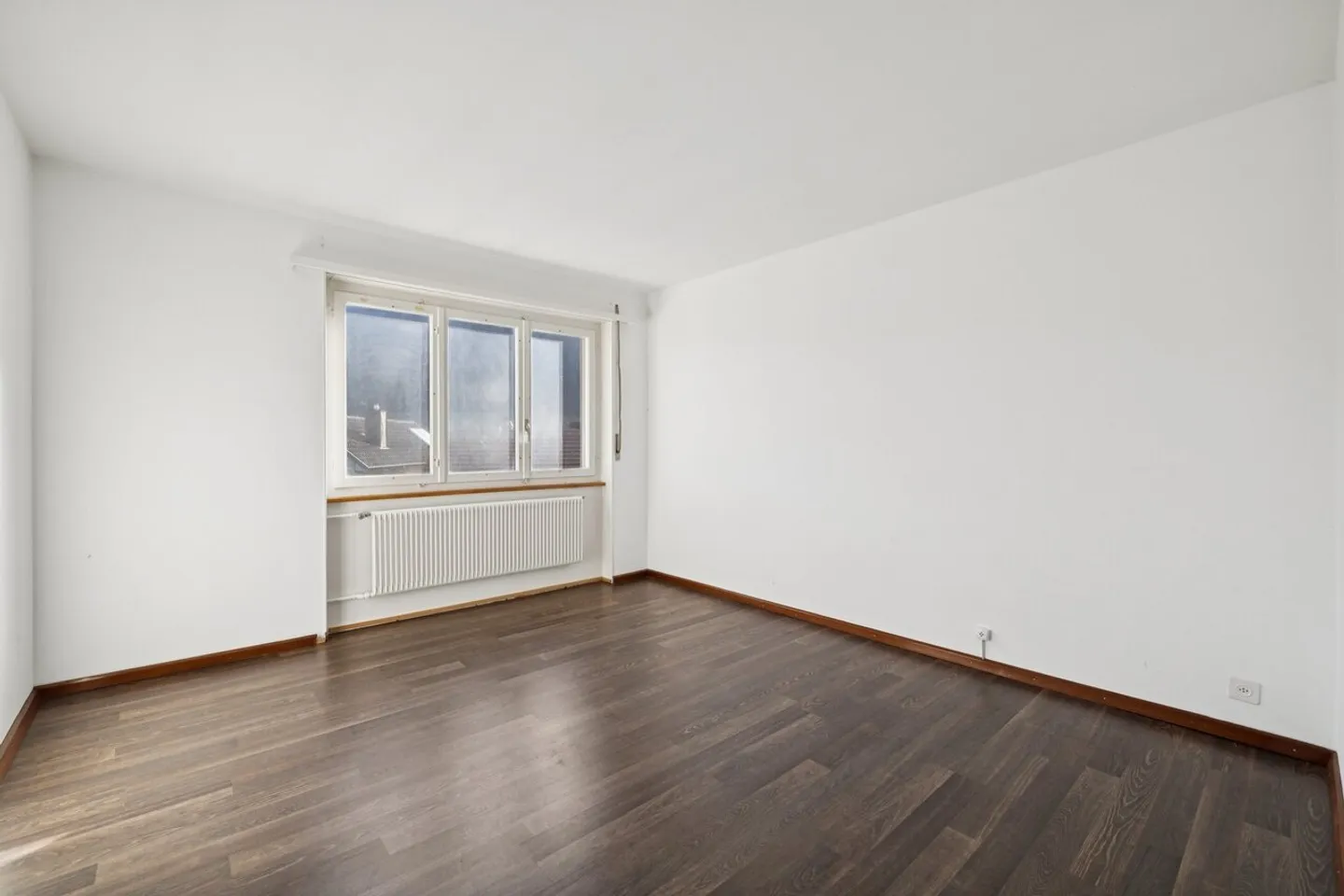 House of two apartments with great potential for transformations - Photo 6 of 11