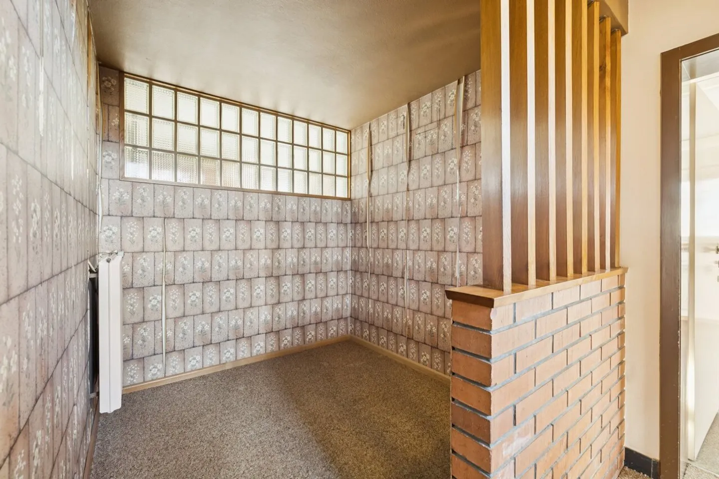 House of two apartments with great potential for transformations - Photo 10 of 11