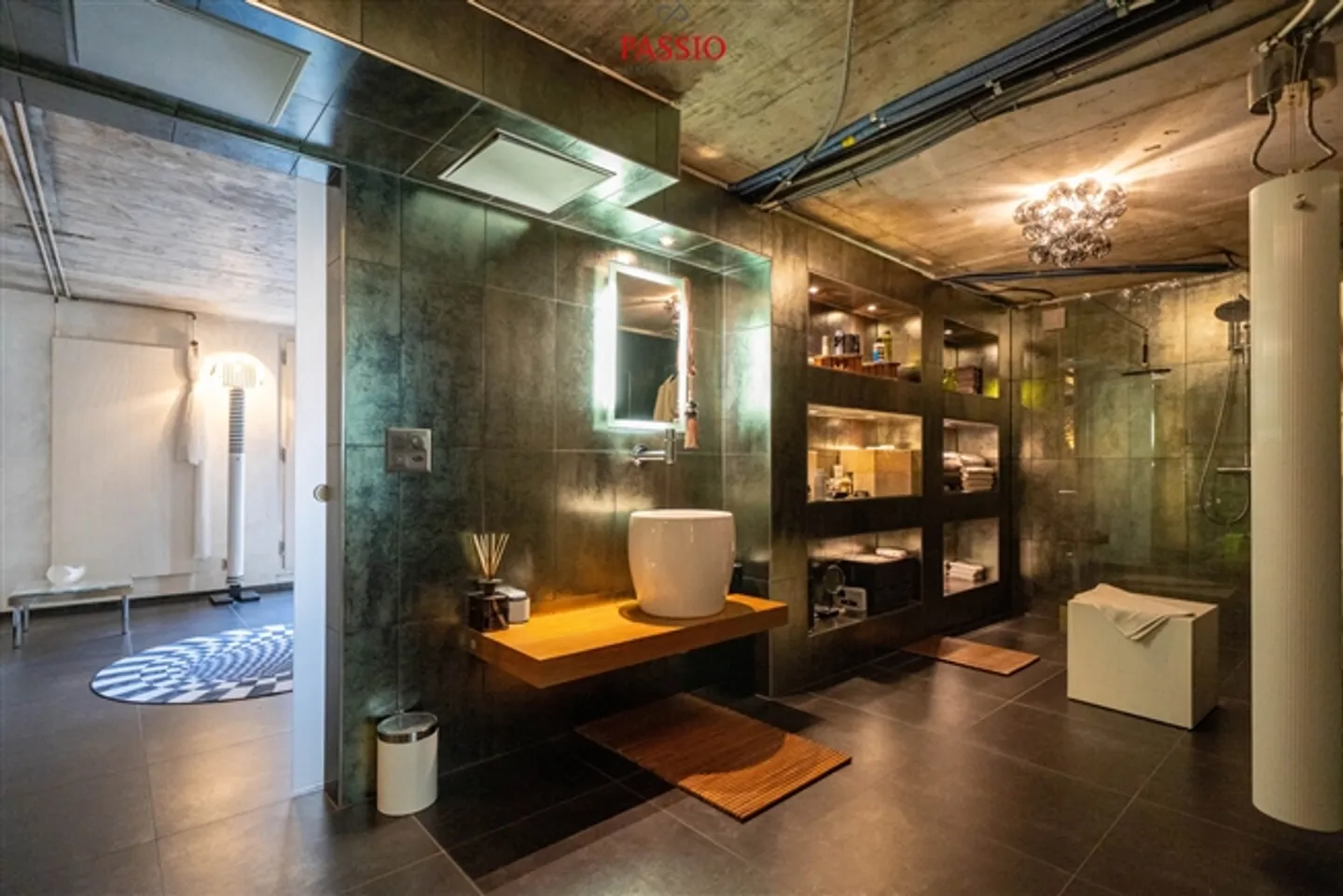 Unique 6.5-room terraced single-family house with large garden - Photo 5 of 18