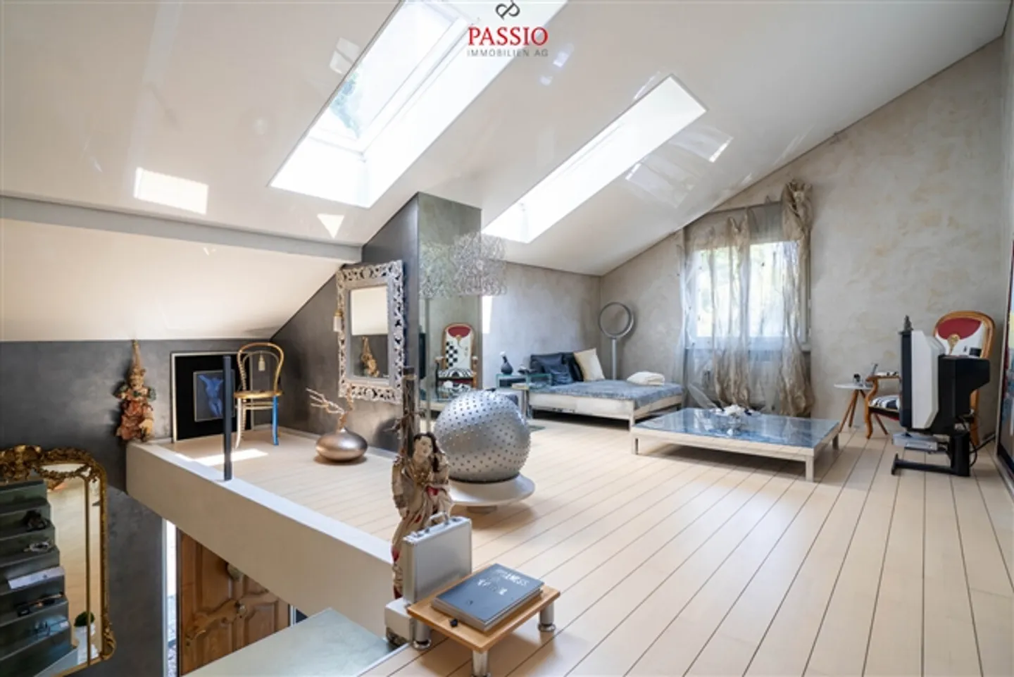 Unique 6.5-room terraced single-family house with large garden - Photo 10 of 18