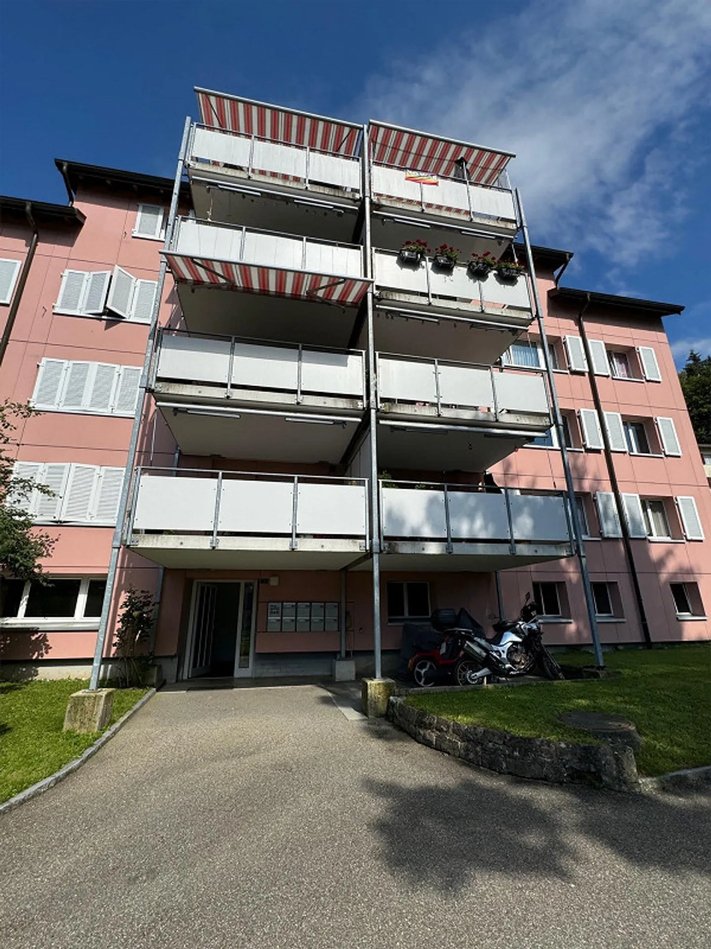 Charmante 4.5-Zimmer-Wohnung - Foto 1 von 14
