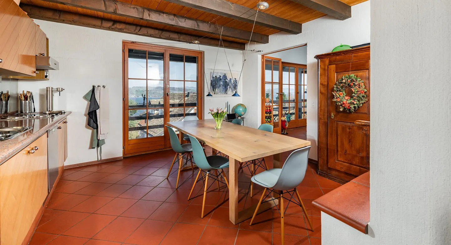 Two-family architect house in a fantastic location with a view - Photo 8 of 16